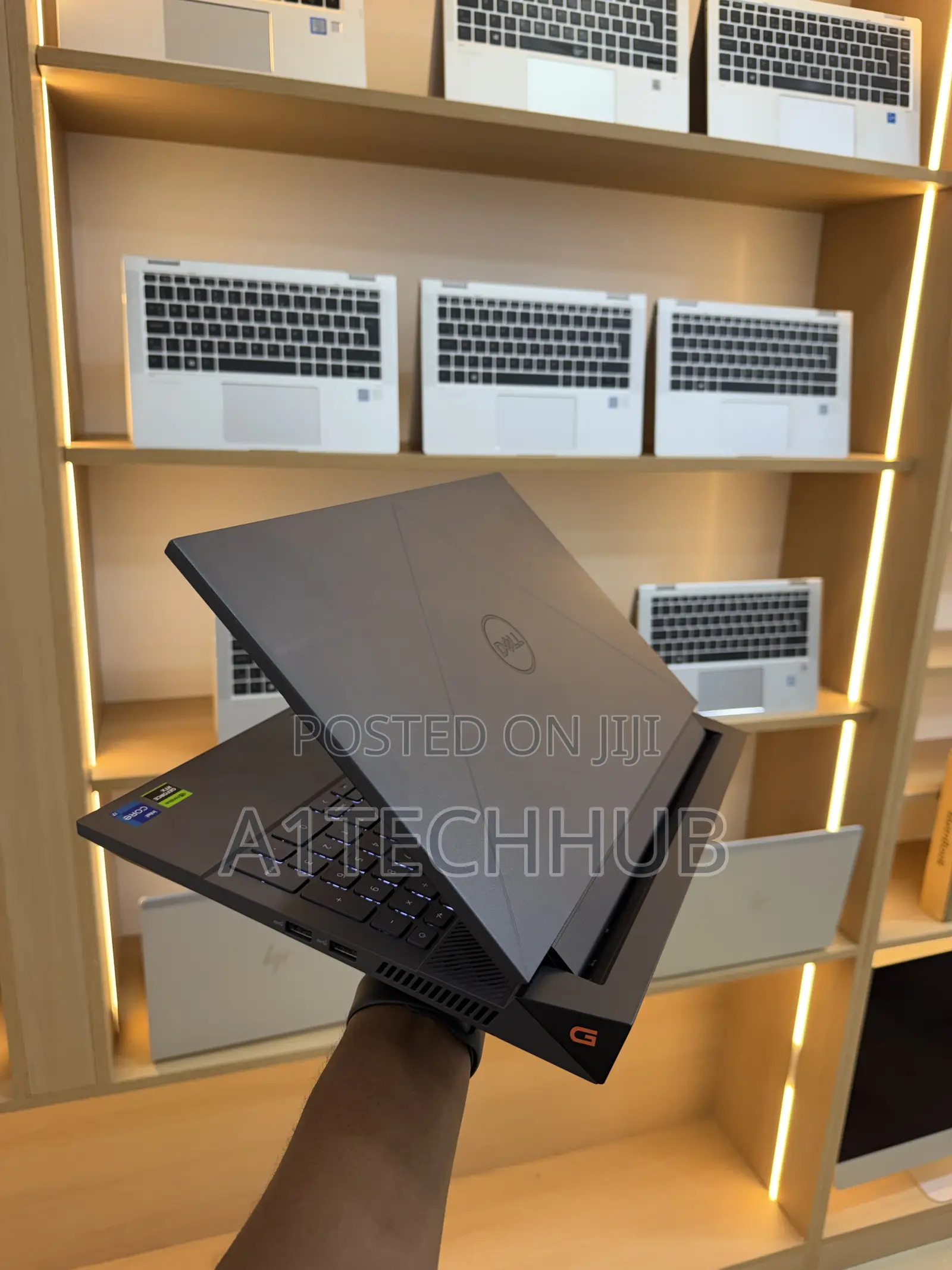 Laptop Dell Inspiron 15 5530 16GB Intel Core i7 SSD 1T