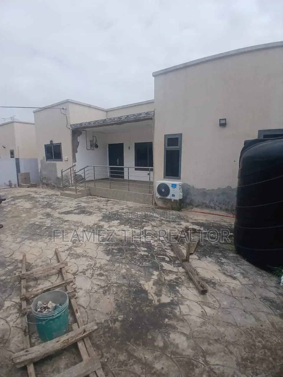 4bdrm House in Franco Estate, Pokuase for rent
