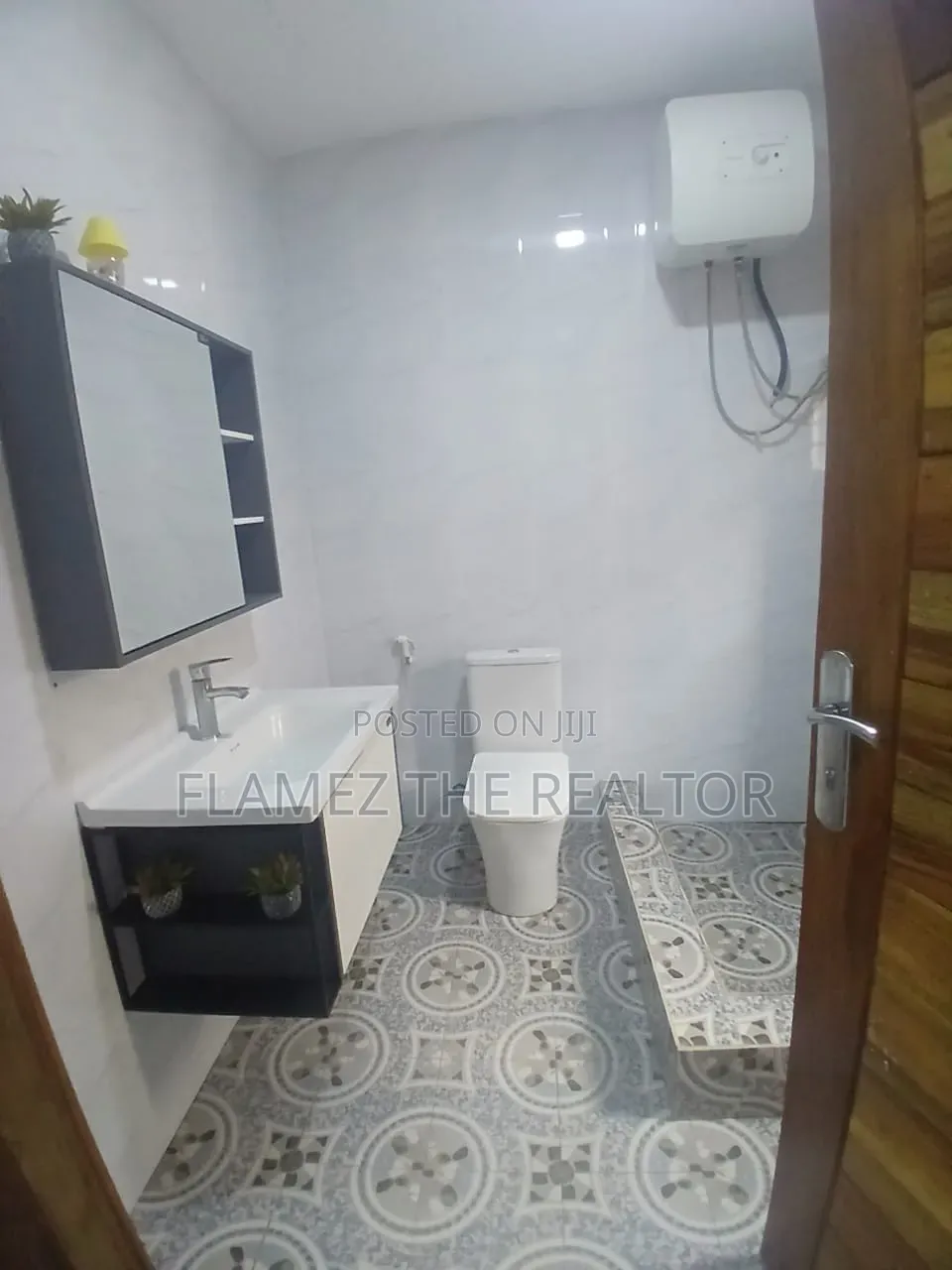 4bdrm House in Franco Estate, Pokuase for rent