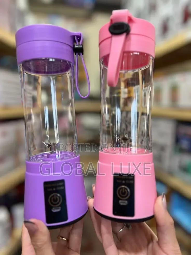 Portable Mini Blender – Rechargeable Personal Smoothie Blender
