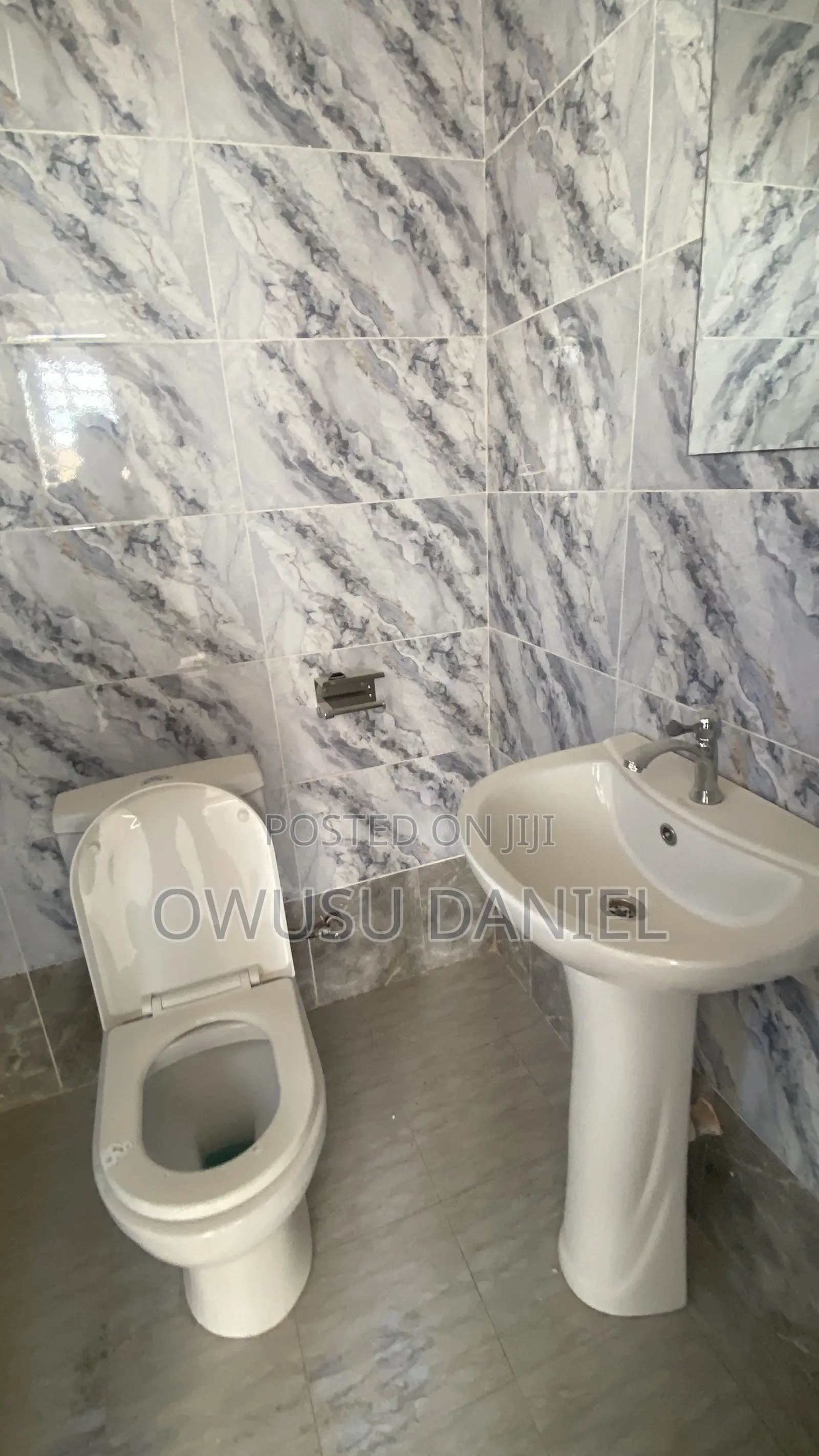 4bdrm House in Ahodwo Daban Newsite, Kumasi Metropolitan for sale