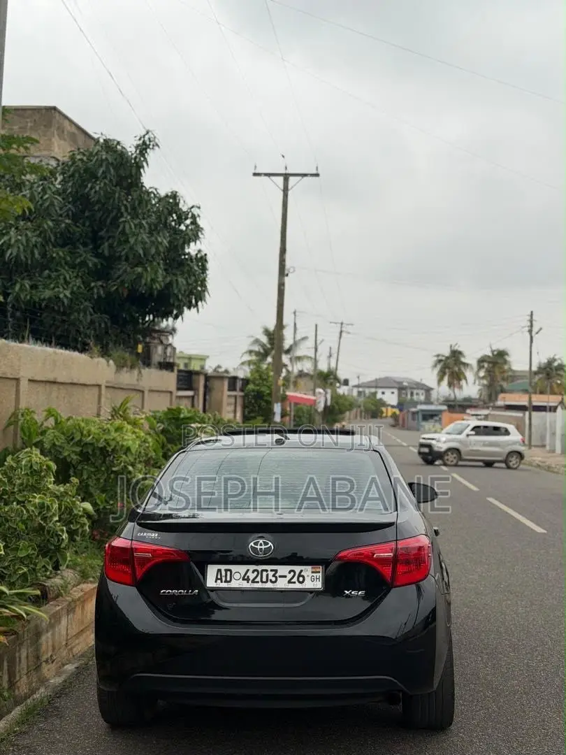 Toyota Corolla XSE (1.8L 4cyl 2A) 2019 Black