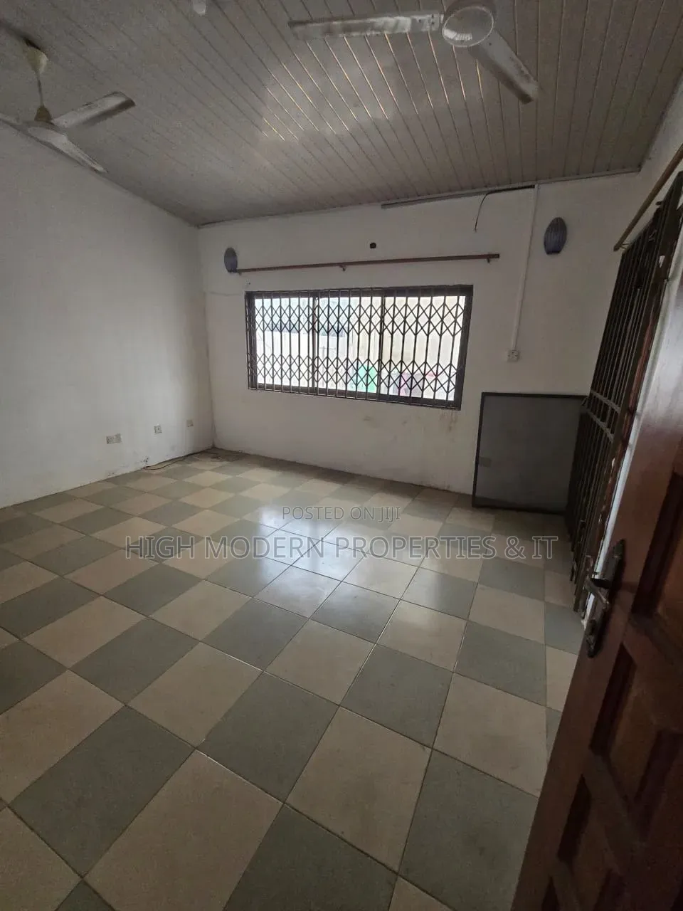 3bdrm Apartment in Teshie Tebibiano, Accra Metropolitan for rent
