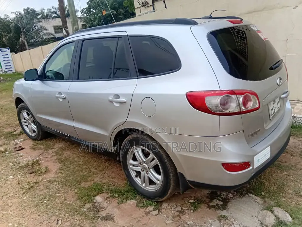 Hyundai Santa Fe 2015 Silver