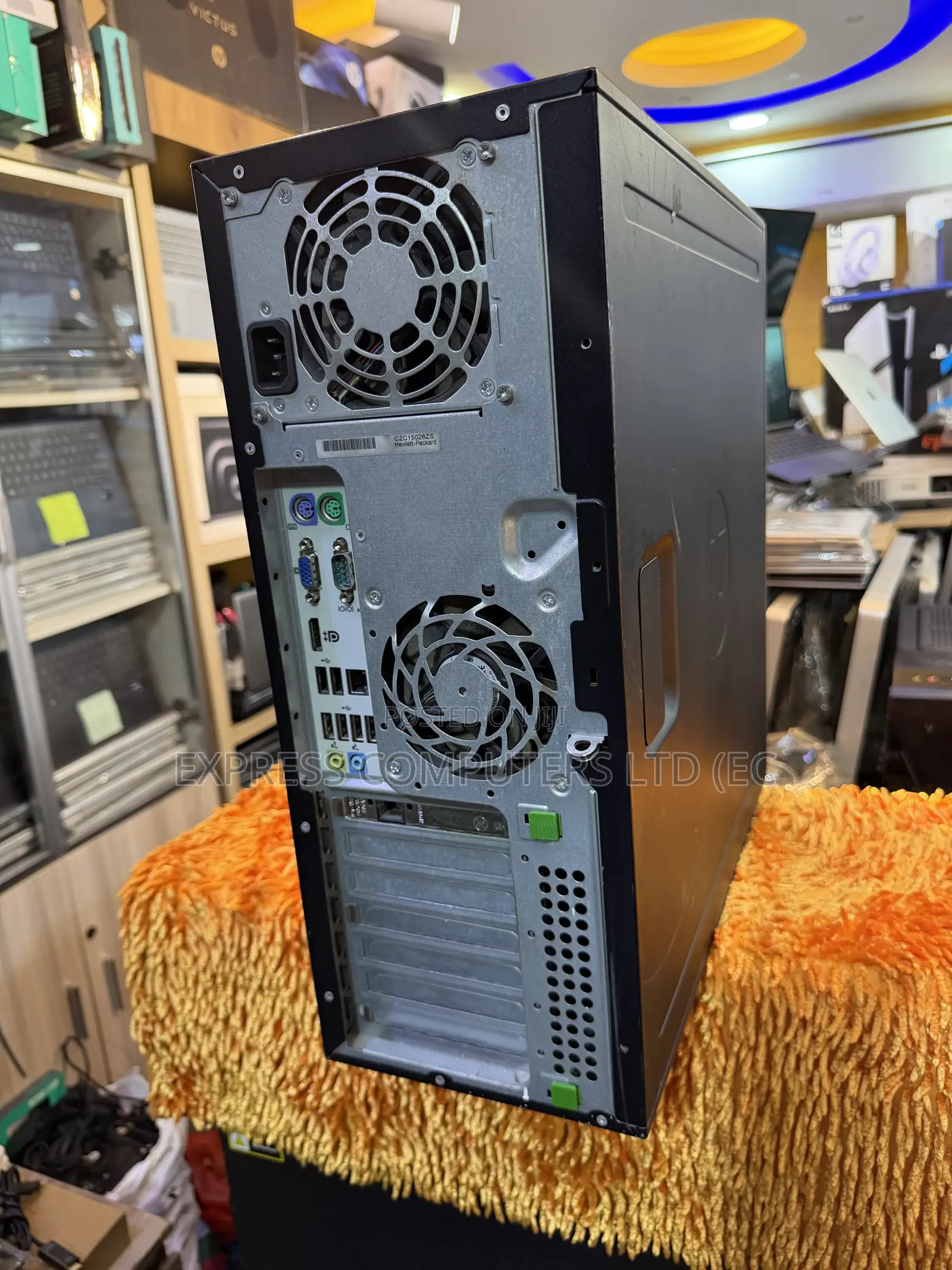 Desktop Computer HP 16GB Intel Core i7 HDD 500GB