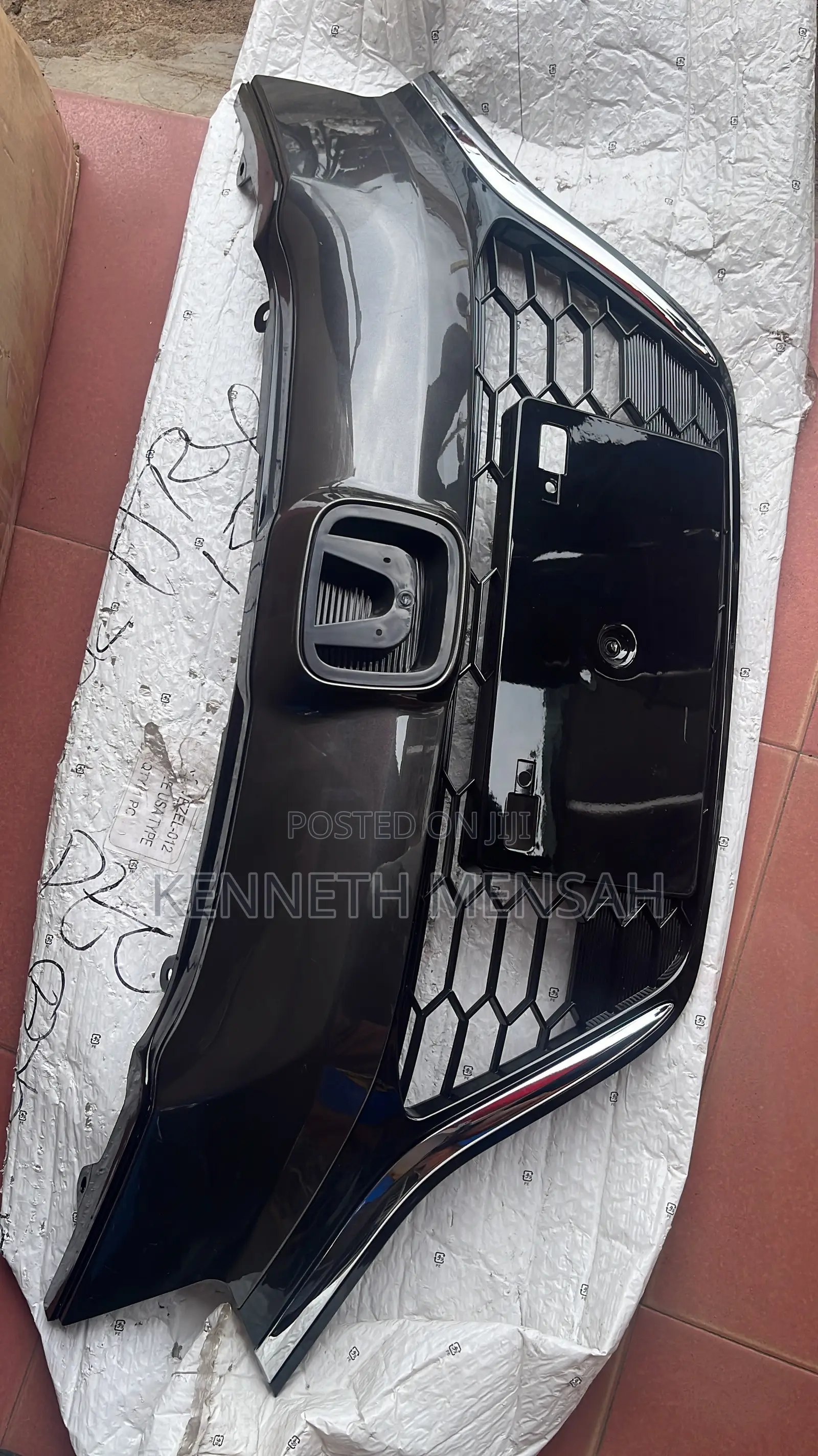 Honda HRV 2015-2018 Front Grill