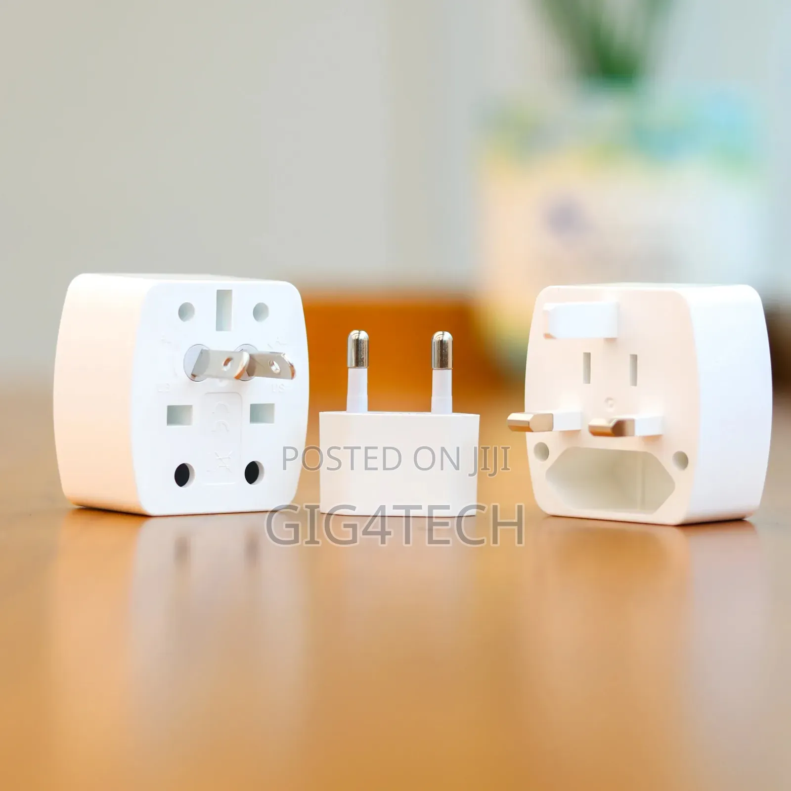 Heatz Za56 Universal Travel Adapter Plug