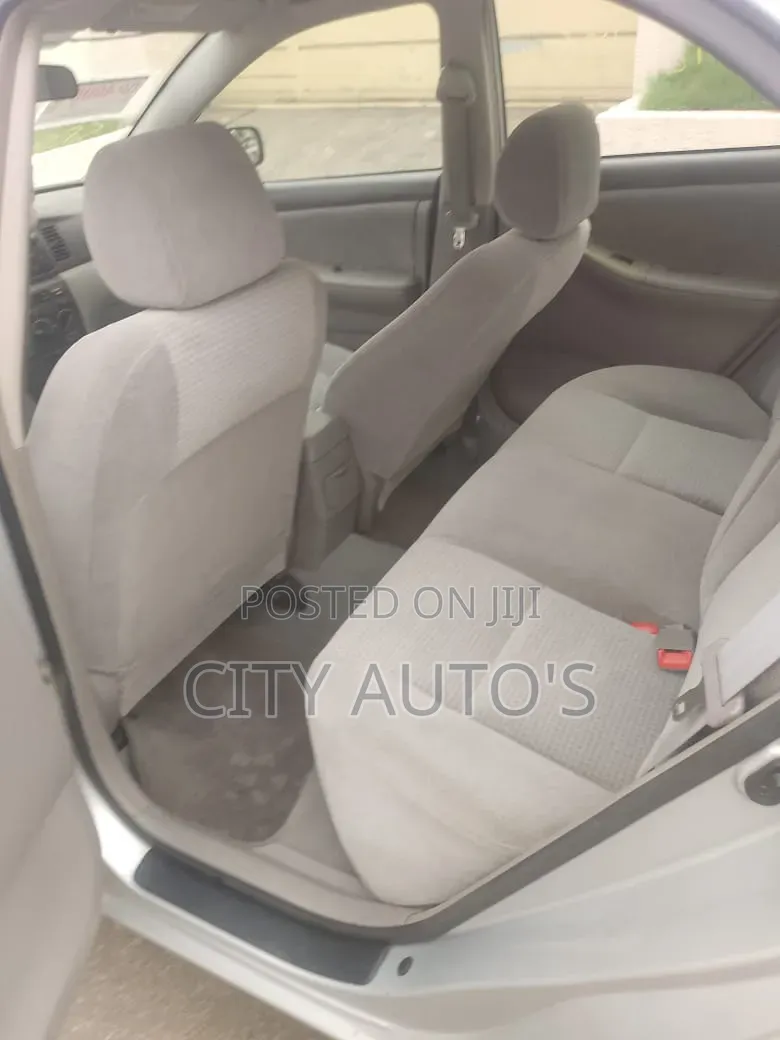 Hyundai Elantra 2008 White