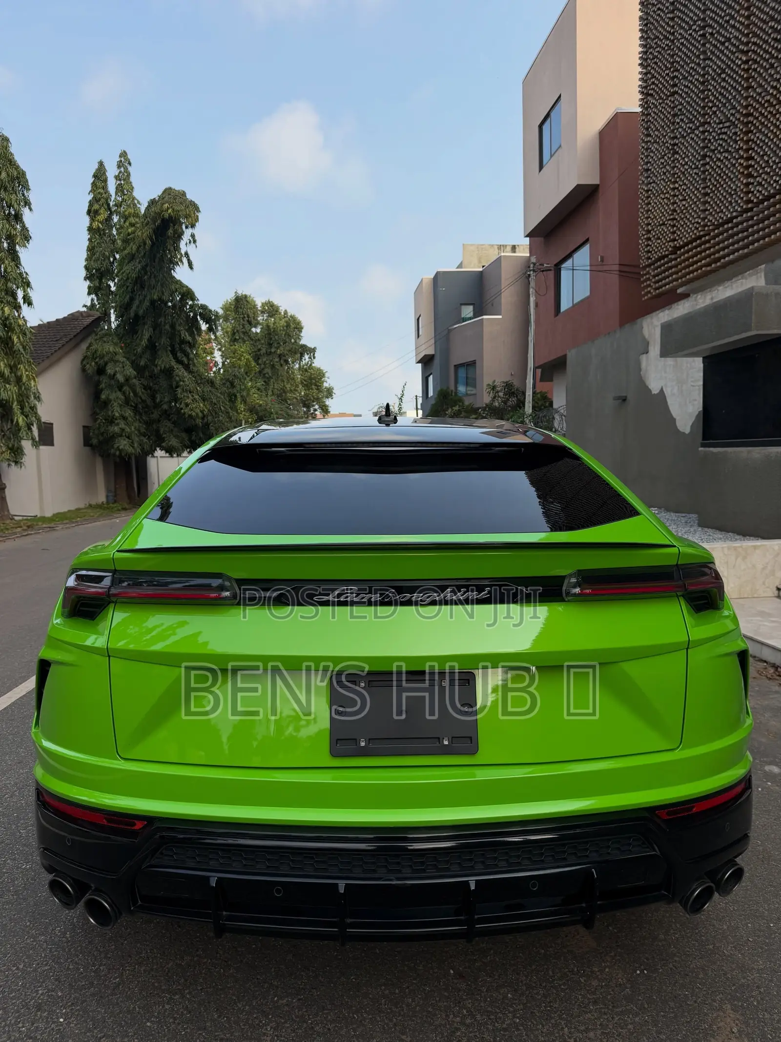 Lamborghini Urus 2021 Green
