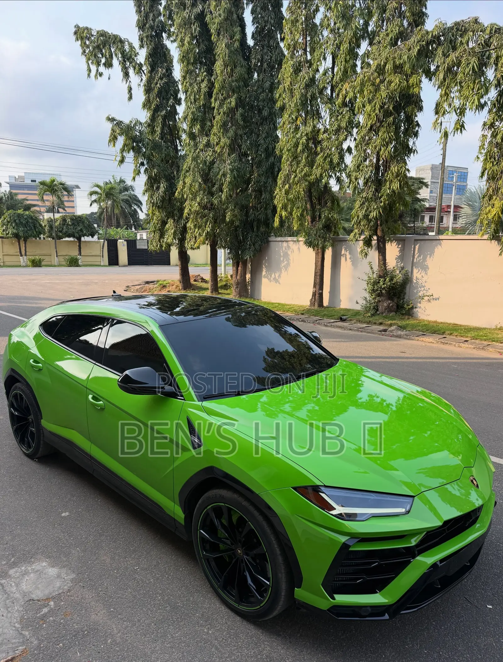Lamborghini Urus 2021 Green