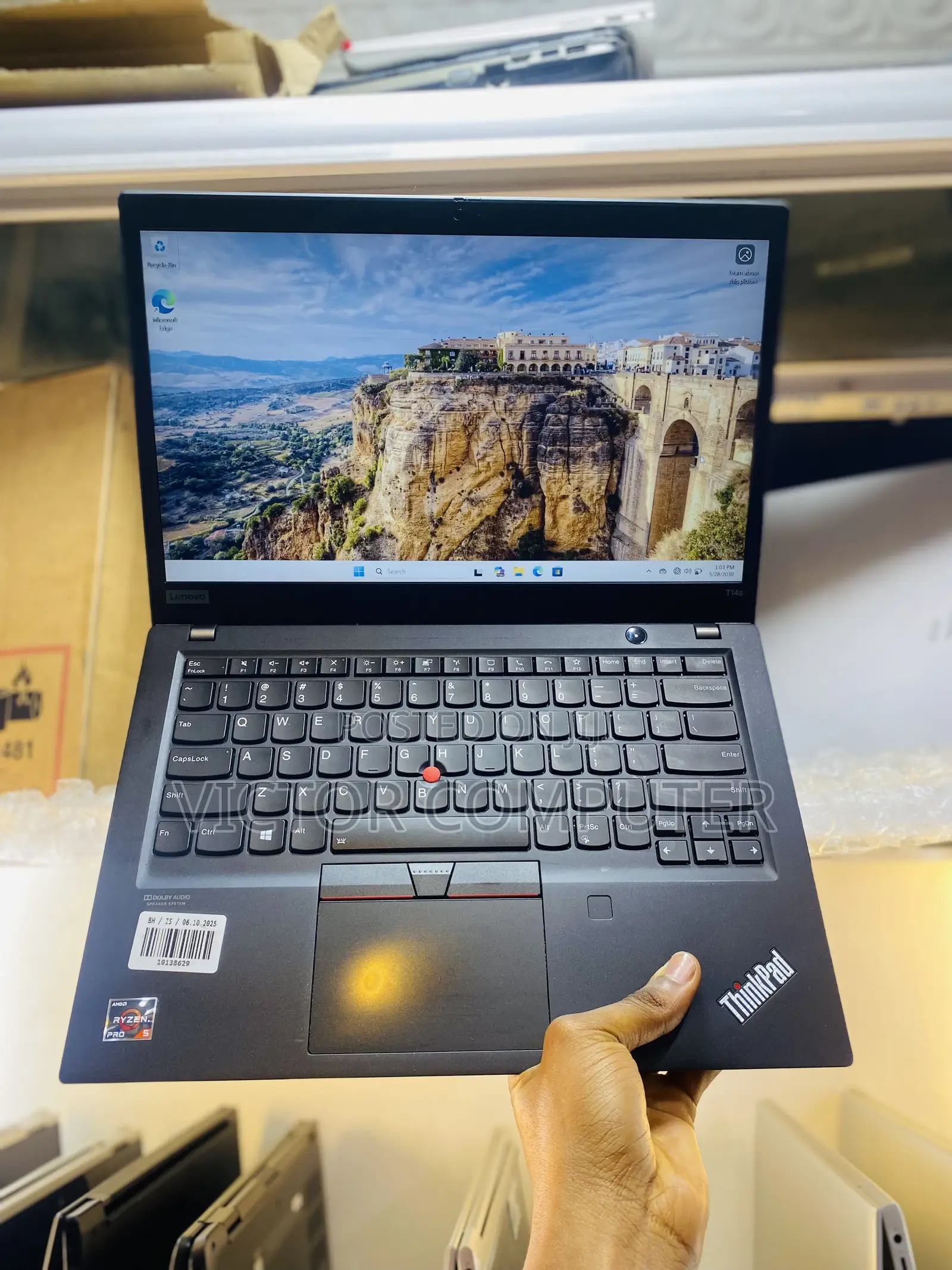 Laptop Lenovo ThinkPad T14s Gen 1 8GB AMD Ryzen 5 SSD 256GB
