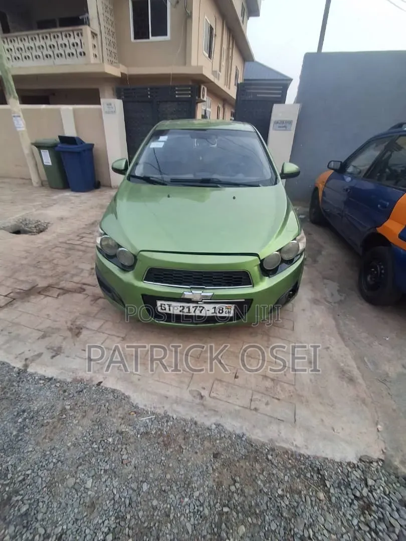 Chevrolet Sonic 2012 Green
