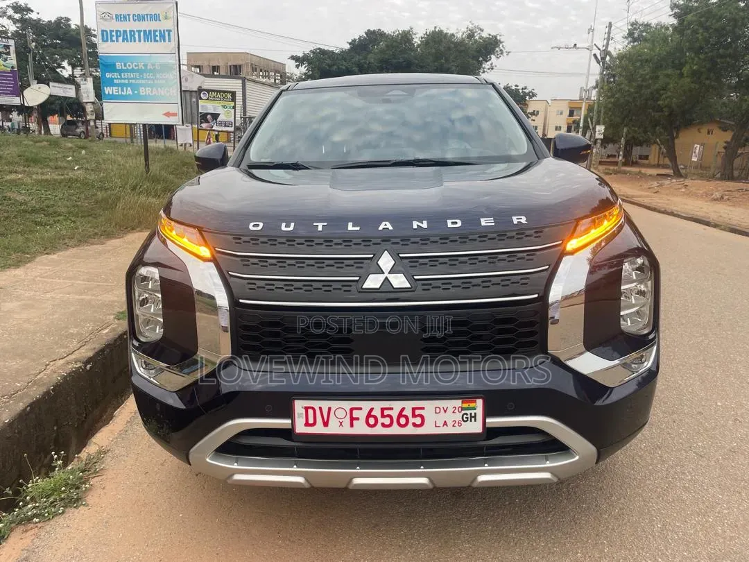 Mitsubishi Outlander 2024 Black