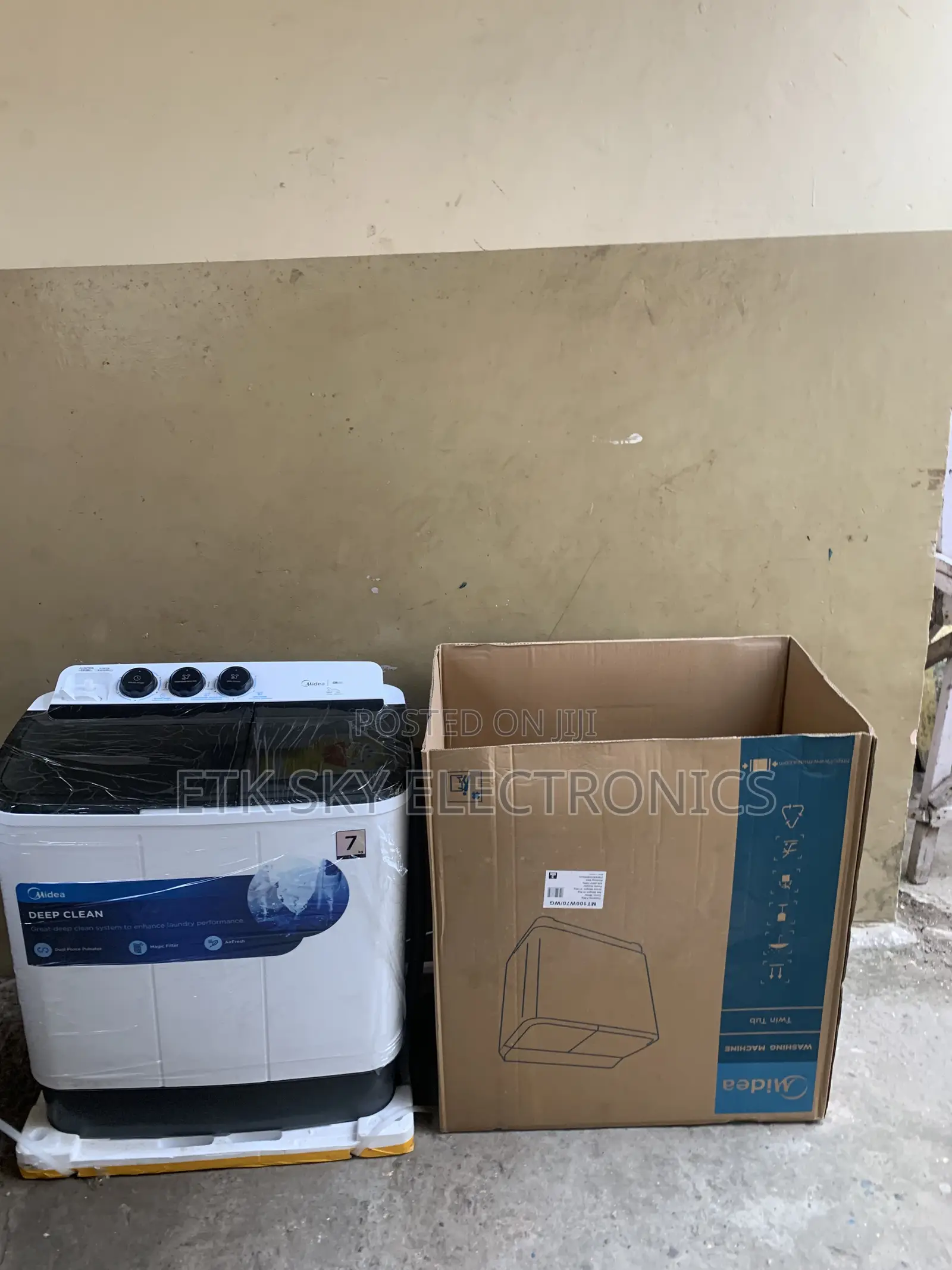 Appealing Midea 7kg Twin Tub Washing Machine