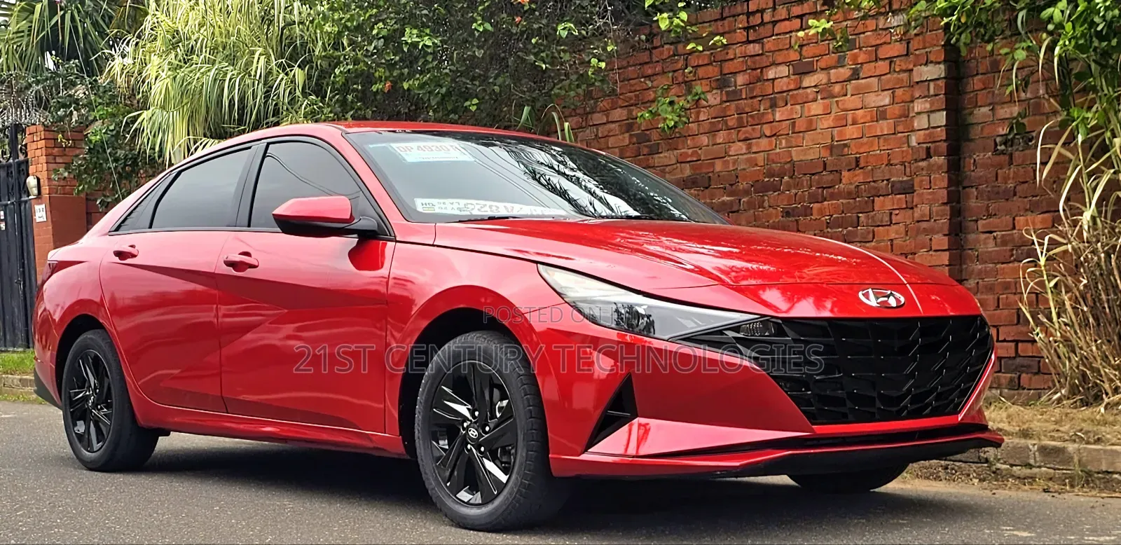 Hyundai Elantra 2022 Red