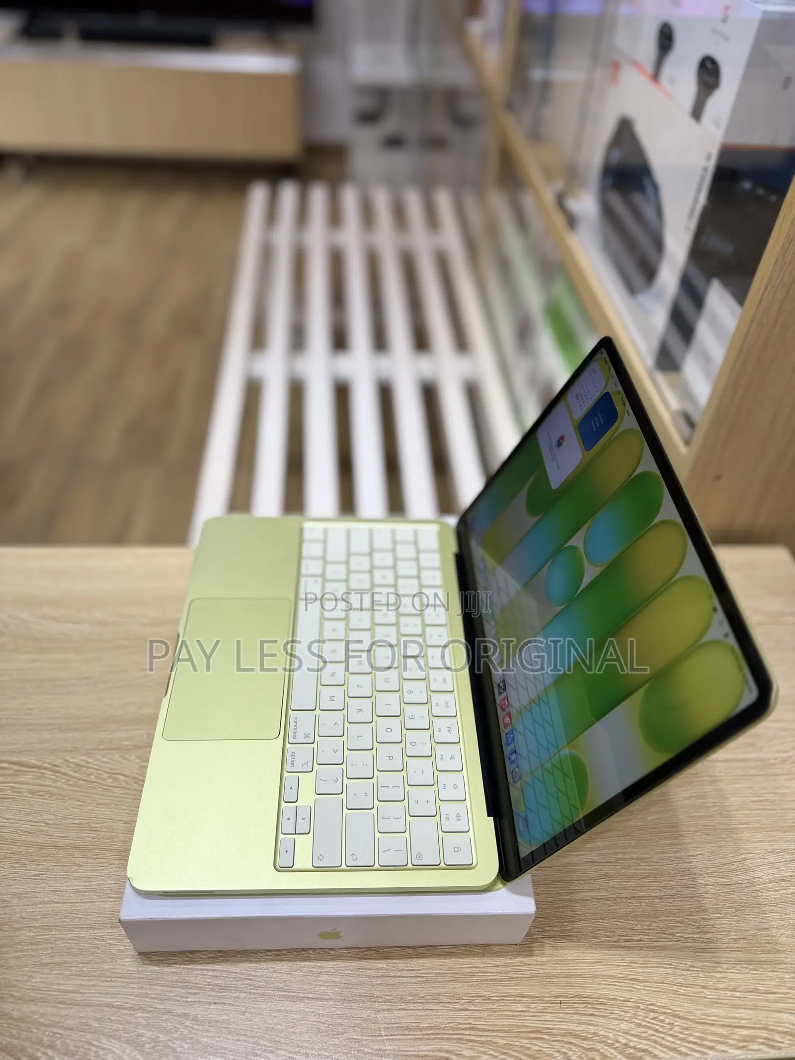 Laptop Apple MacBook Neo 2026 8GB SSD 256GB