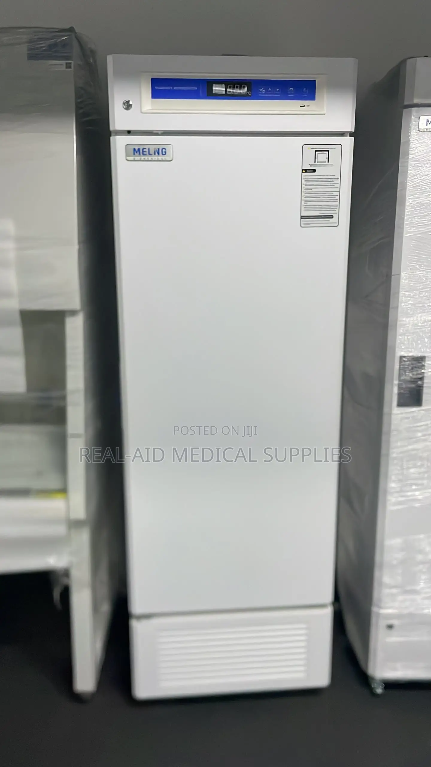 Vaccine/Lab Fridge 200L