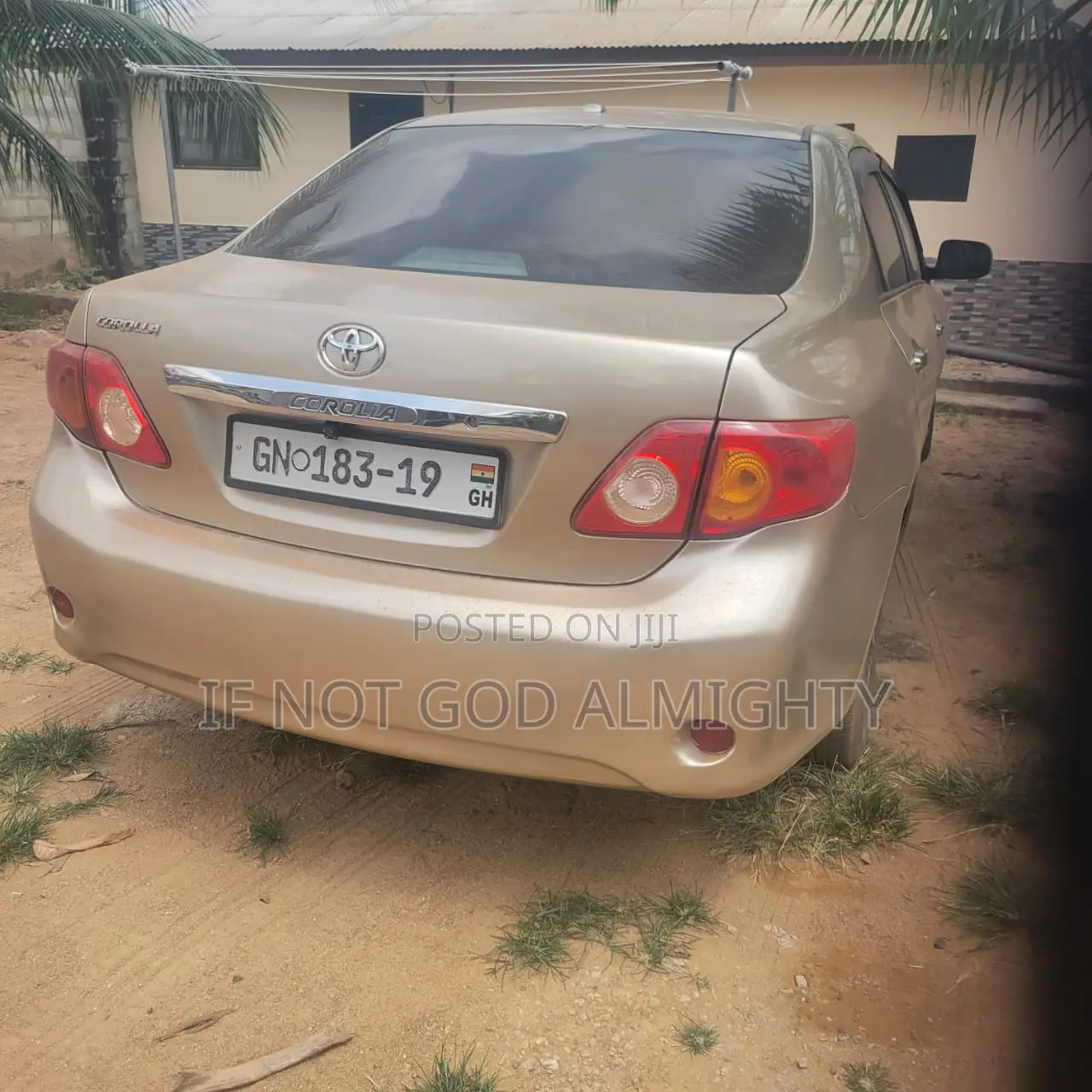 Toyota Corolla 2010 Gold