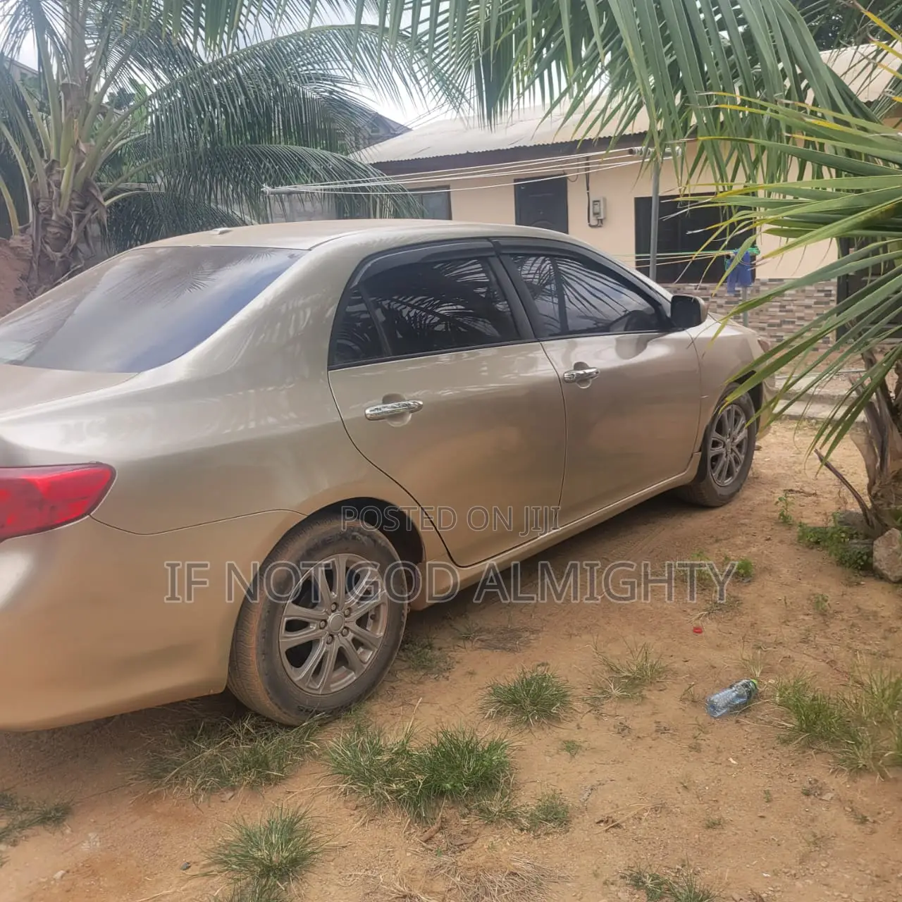 Toyota Corolla 2010 Gold