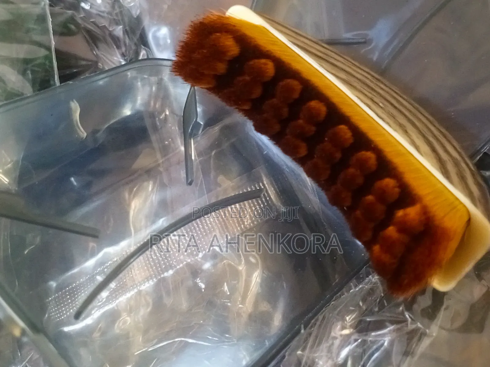Facial Contour & Lymphatic Drainage Brush