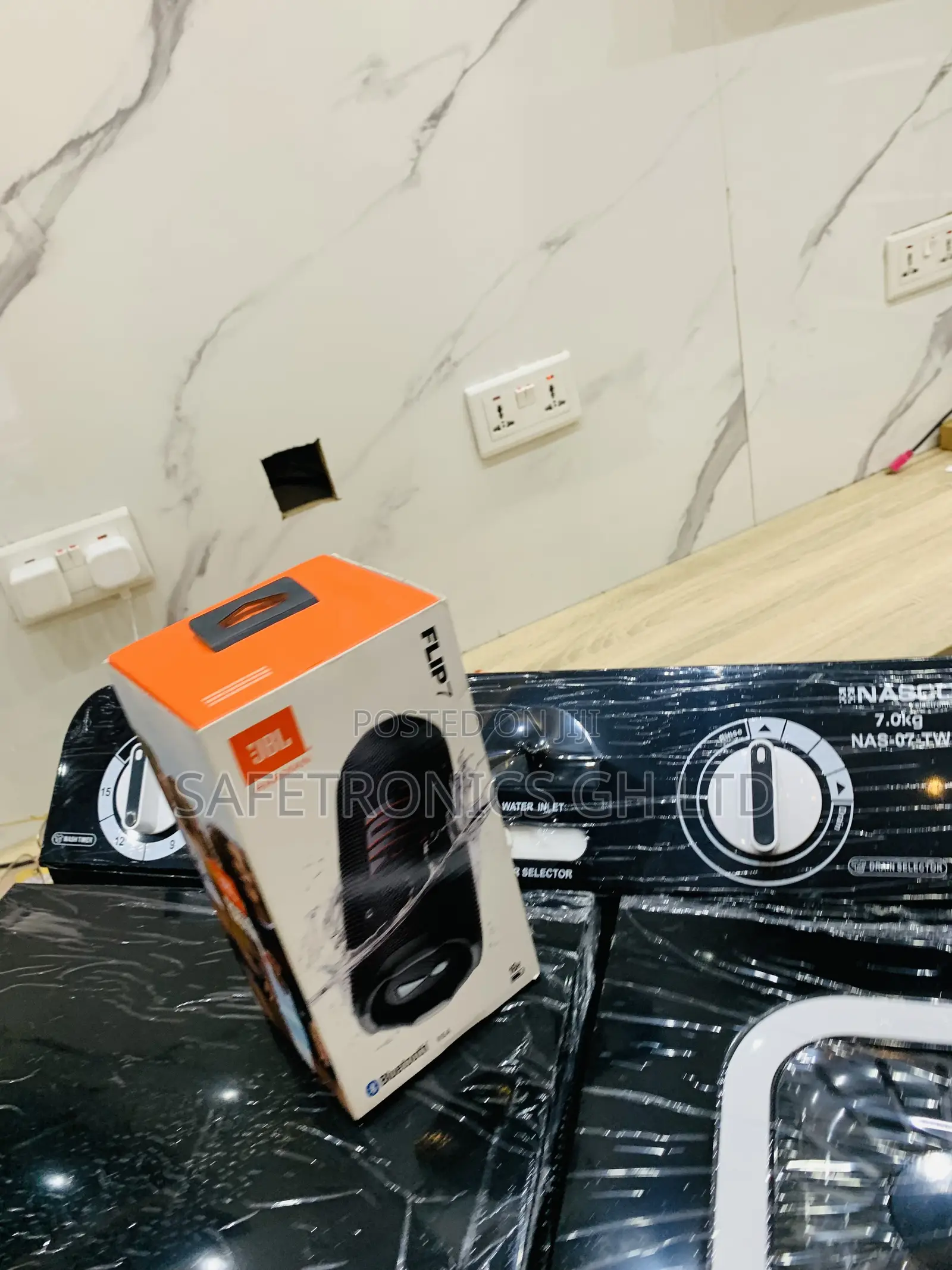Durable New JBL Flip 7 Portable Waterproof Bluetooth Speaker