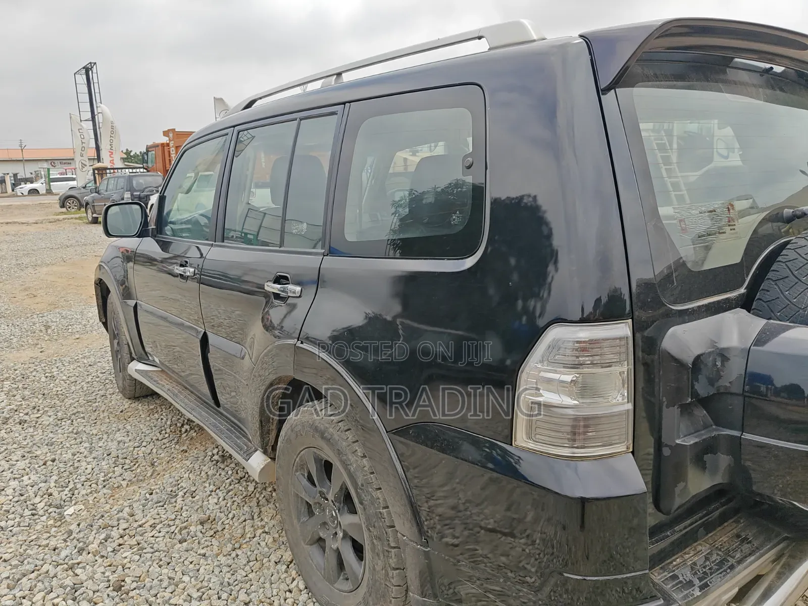 Mitsubishi Pajero 2010 Black