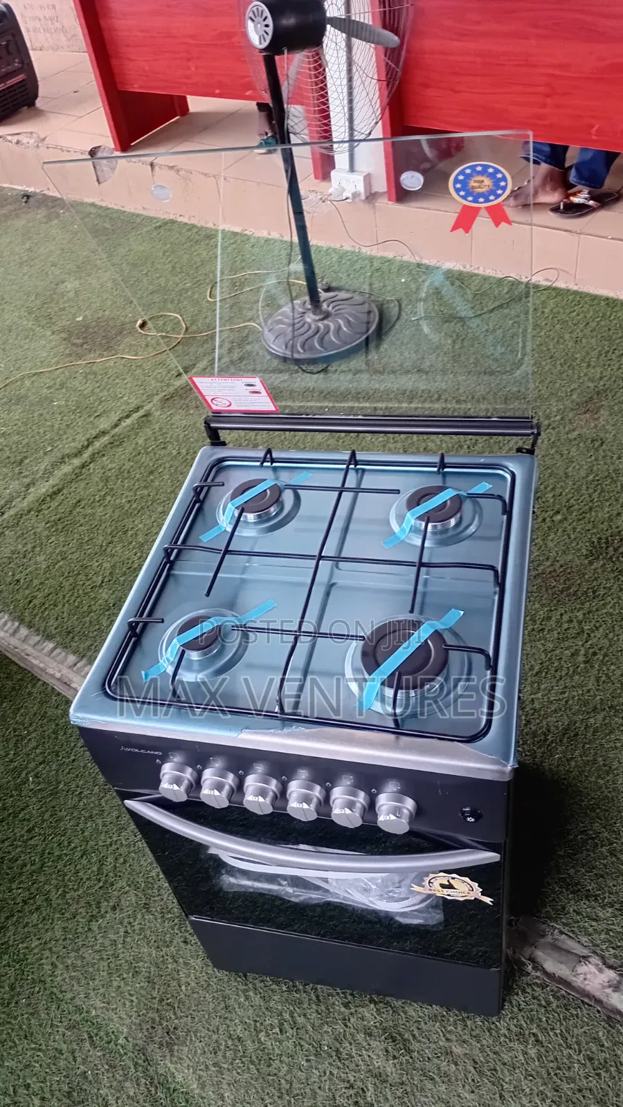 Volcano 4 Burner Gas Cooker 50x50 – Neat & Convenient