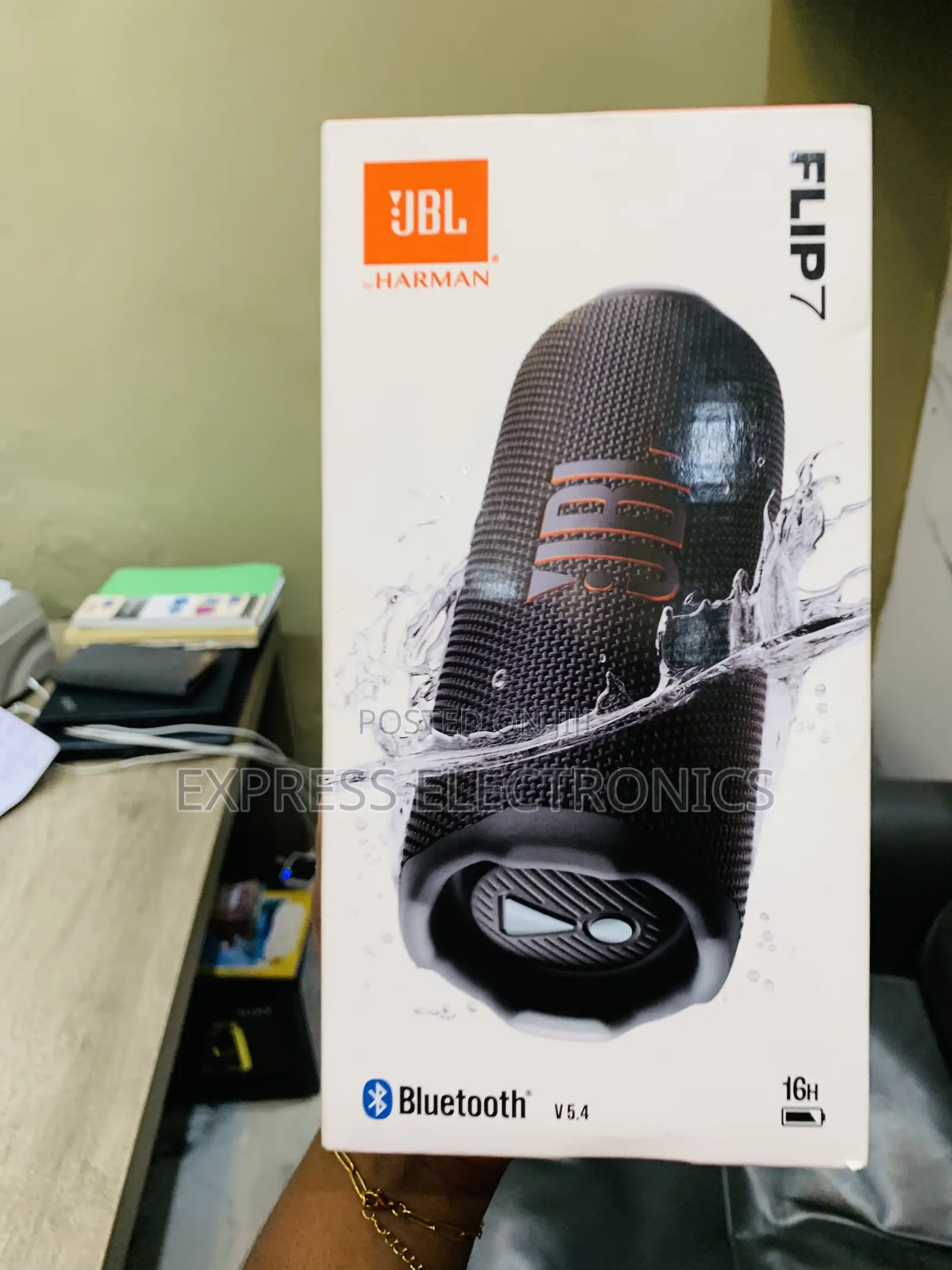 Limited Stock JBL Flip 7 | Portable Waterproof and Drop-Proof Speaker