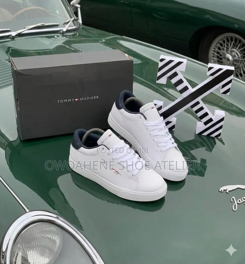 Tommy Hilfiger Essential Court Sneakers.