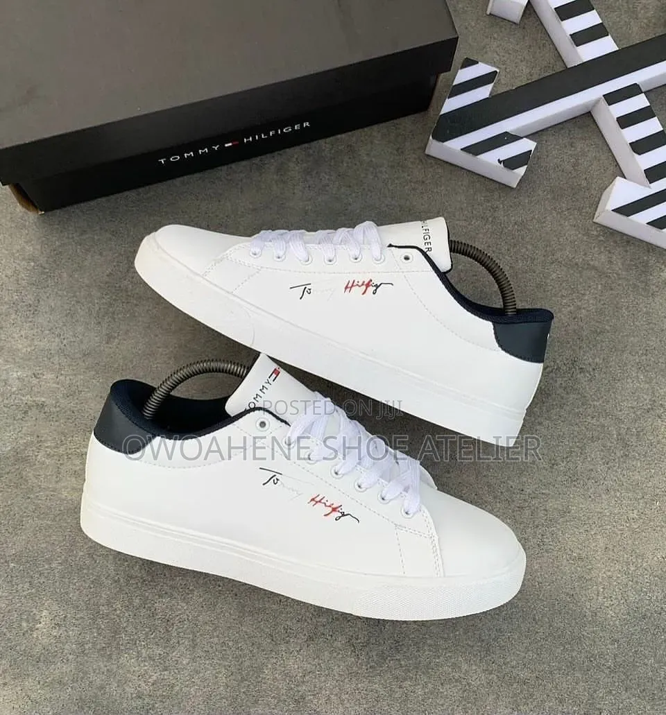 Tommy Hilfiger Essential Court Sneakers.