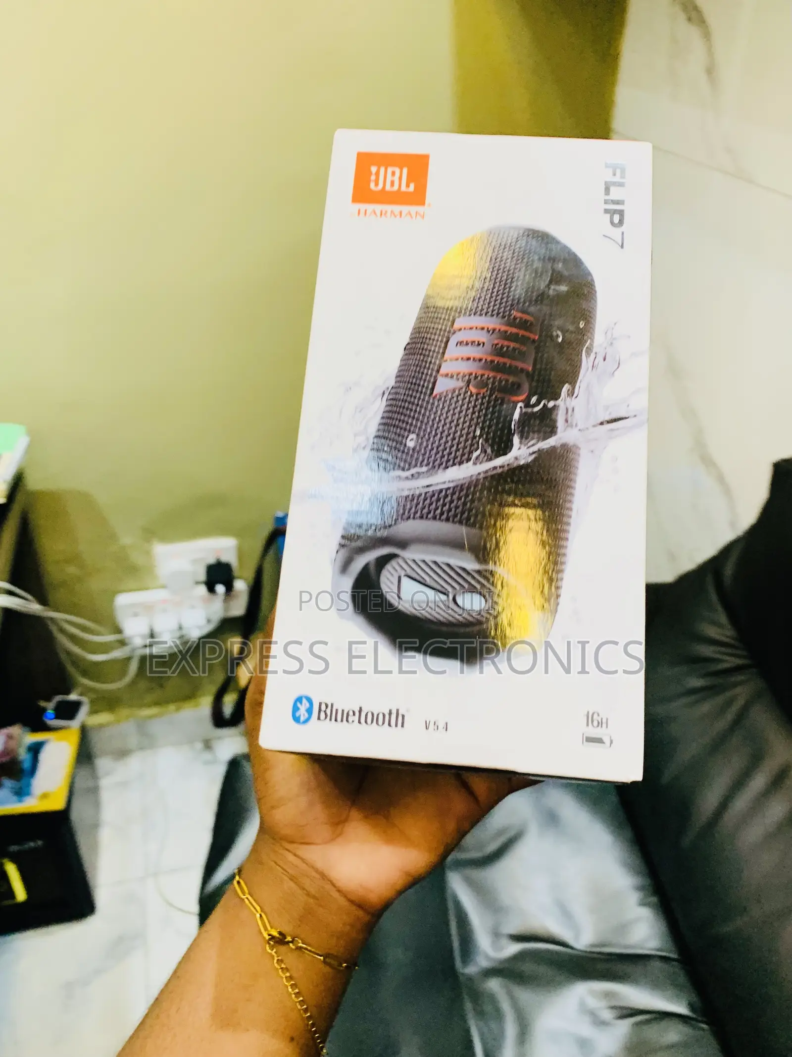 Purchase the New JBL Flip 7 Portable Waterproof and Drop-Proof Speaker