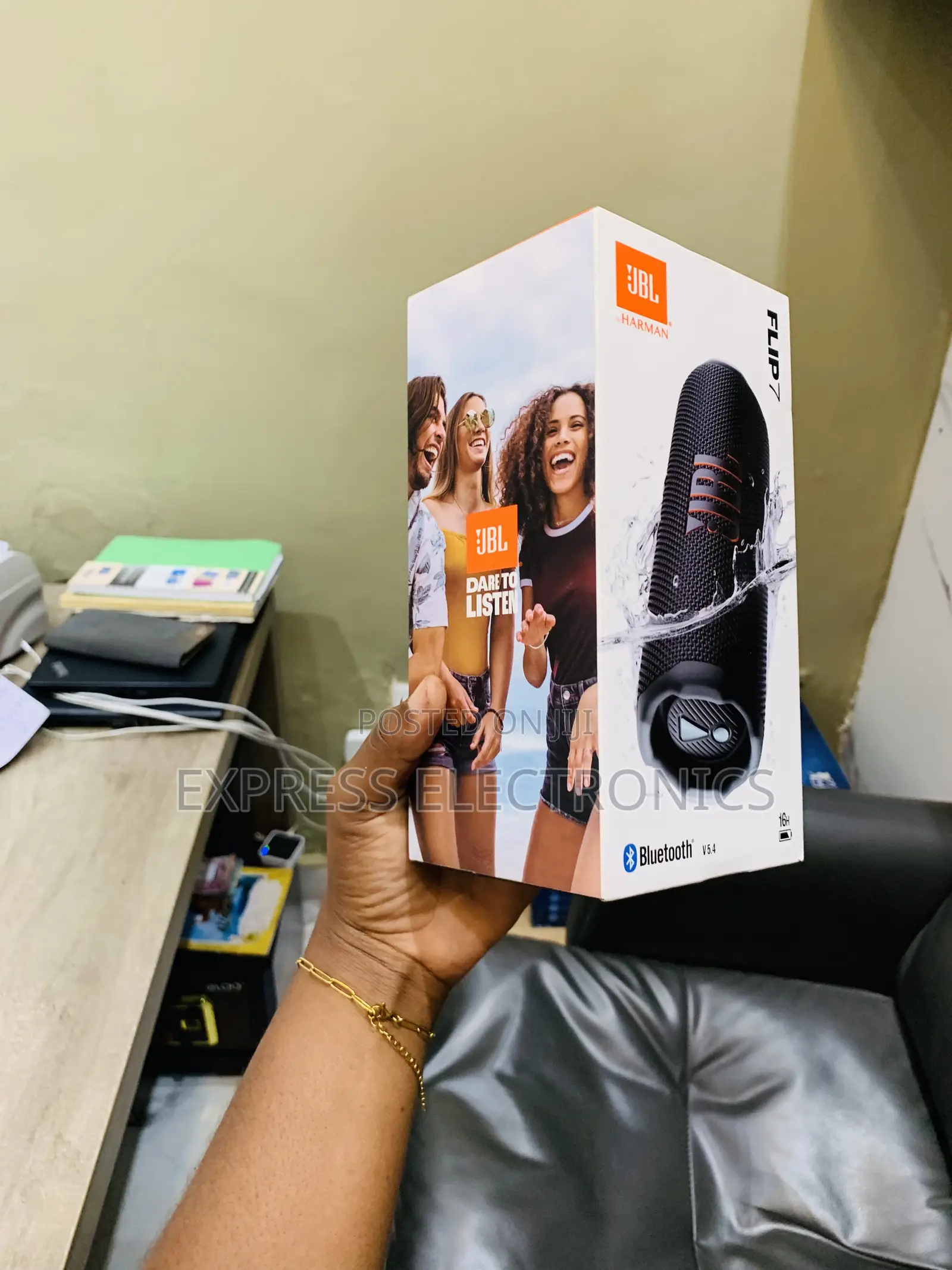 Available JBL Flip 7 | Portable Waterproof and Drop-Proof Speaker