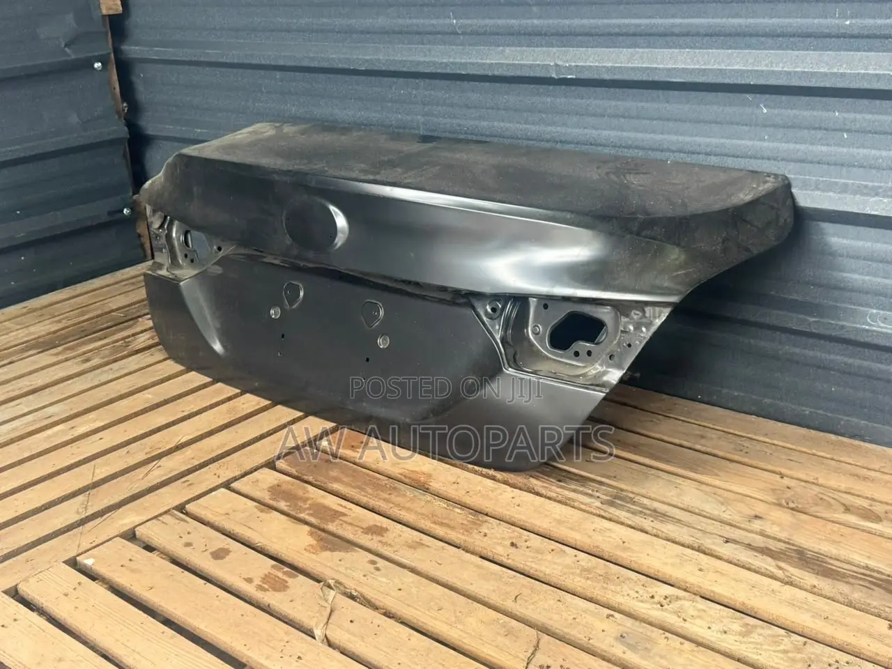 Toyota Camry 2018-2023 Boot