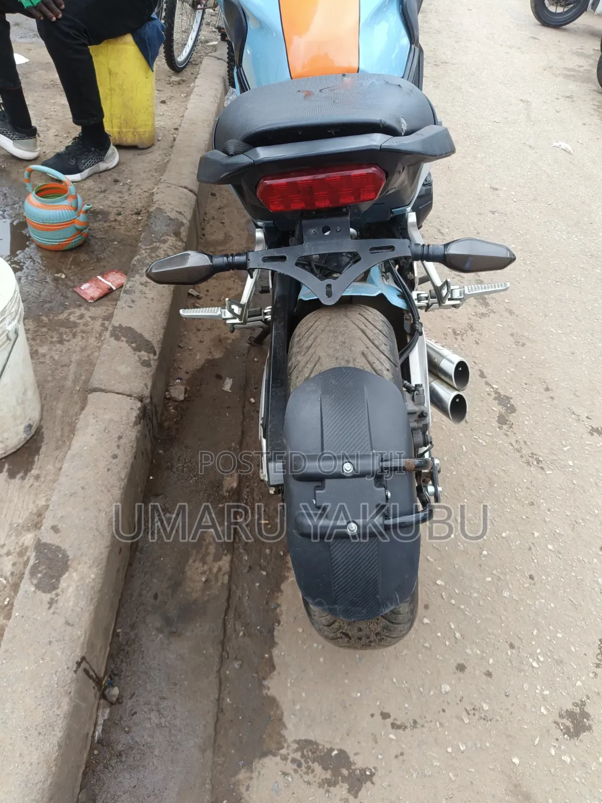 Honda CBX 2025 Blue