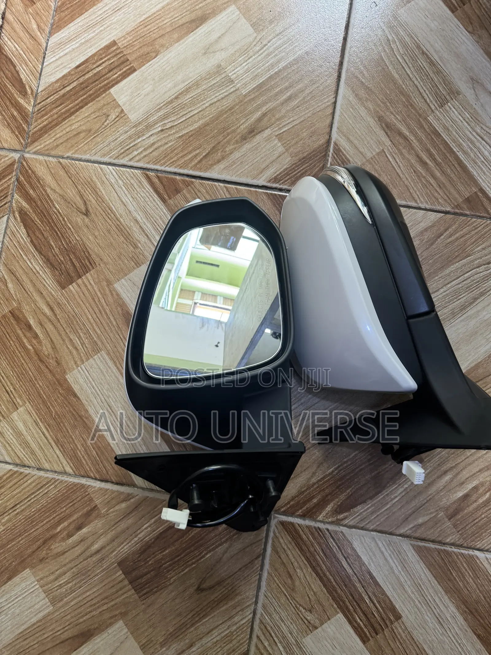 Toyota Highlander 2014, 2015, 2016, 2017, 2018, Mirror Available