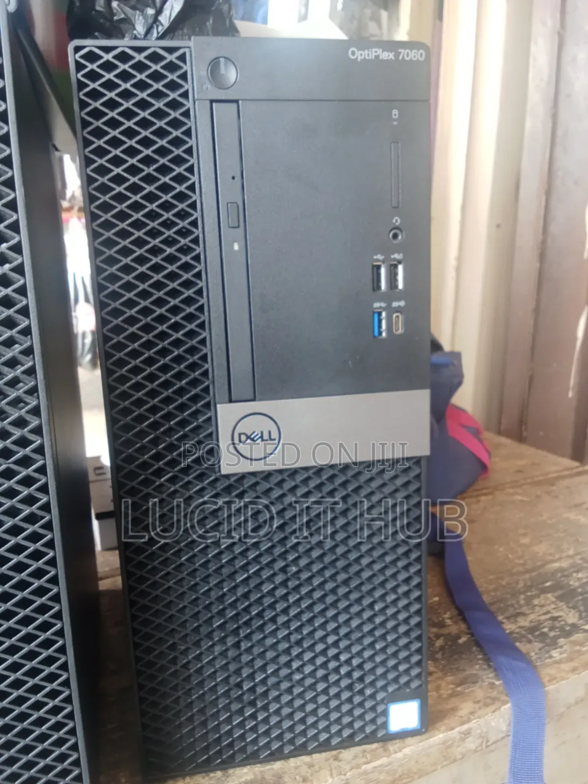 Desktop Computer Dell OptiPlex 7060 8GB Intel Core i7 HDD 500GB
