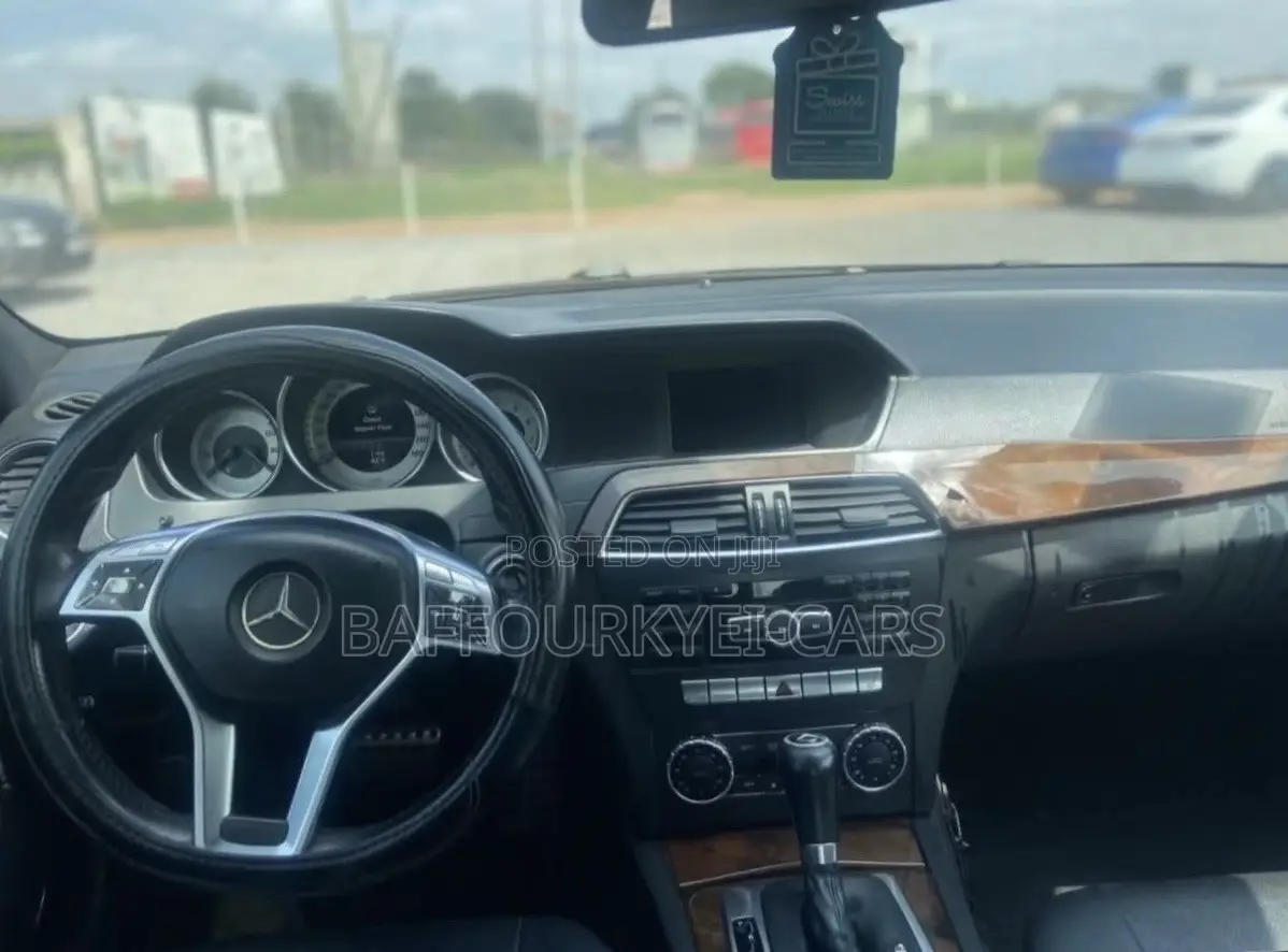 Mercedes-Benz C250 2013 Gray