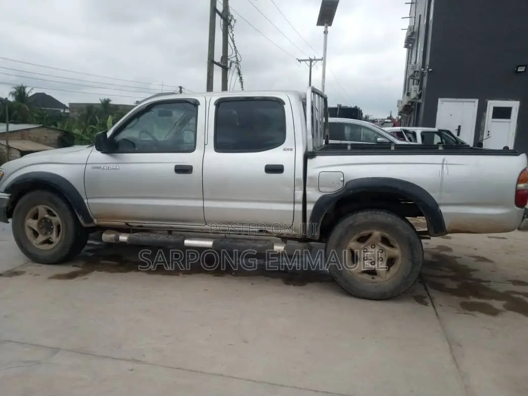 Toyota Tacoma 2005 Silver