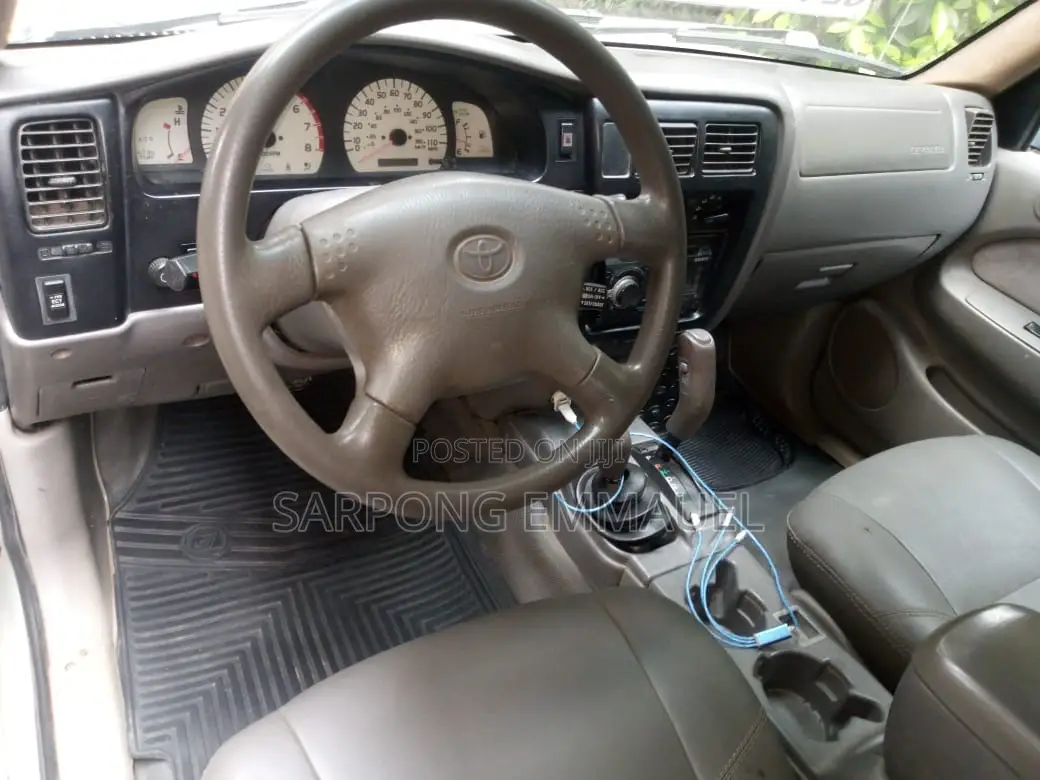 Toyota Tacoma 2005 Silver