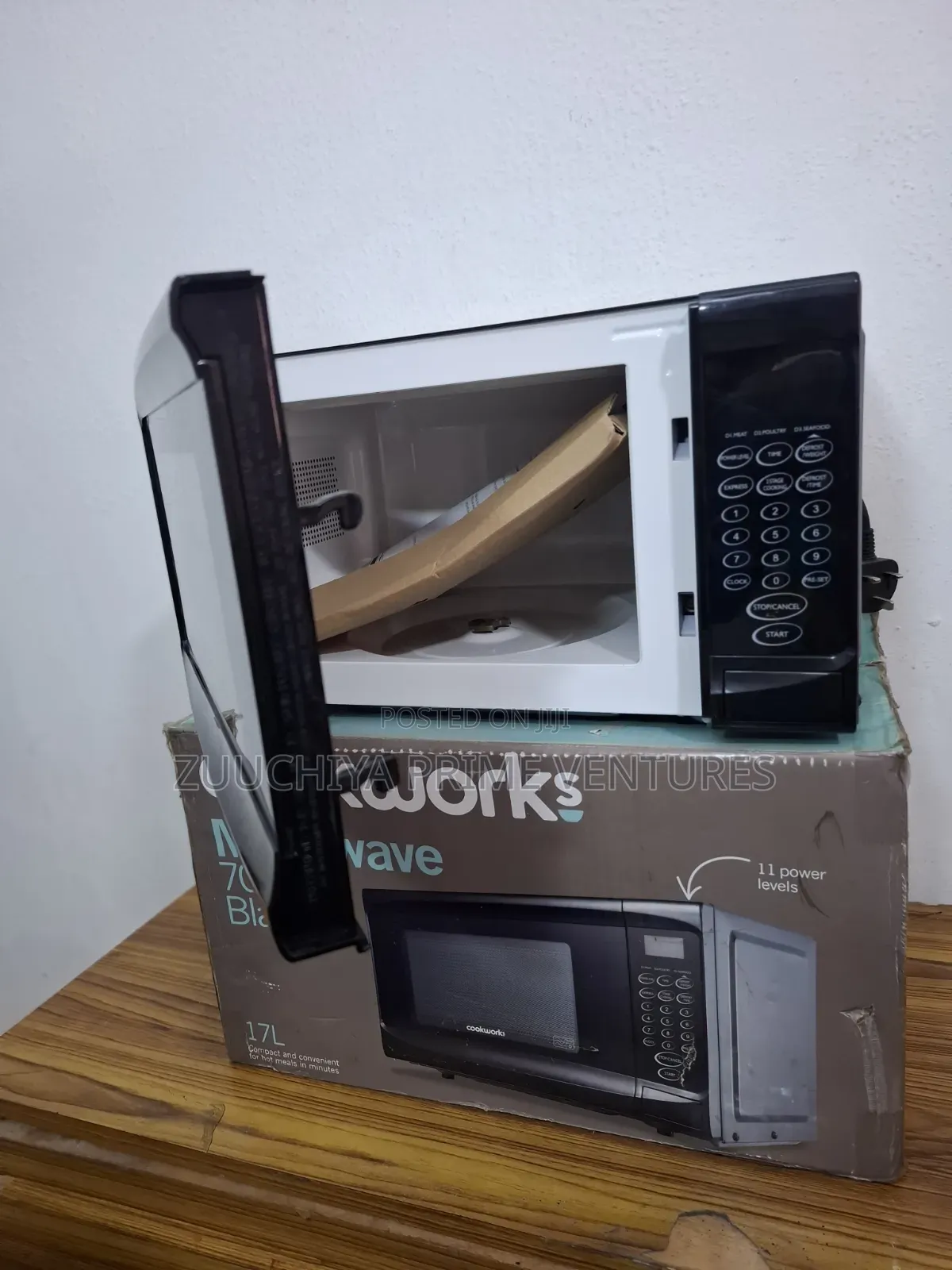 17. L Cookworks Digital Microwave Black.... From Uk ๐ฌ๐ง