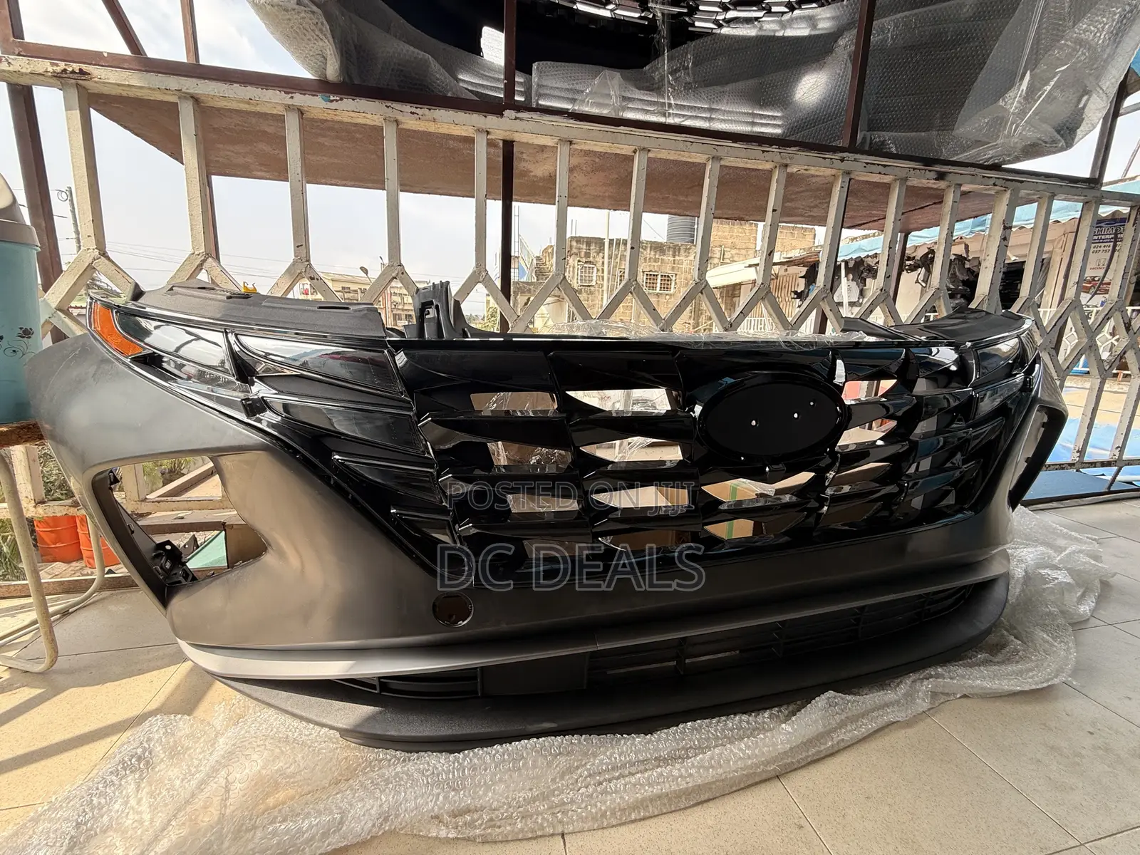 Hyundai Tucson, Complete Front Bumper 2022, 2023, 2024, 2025