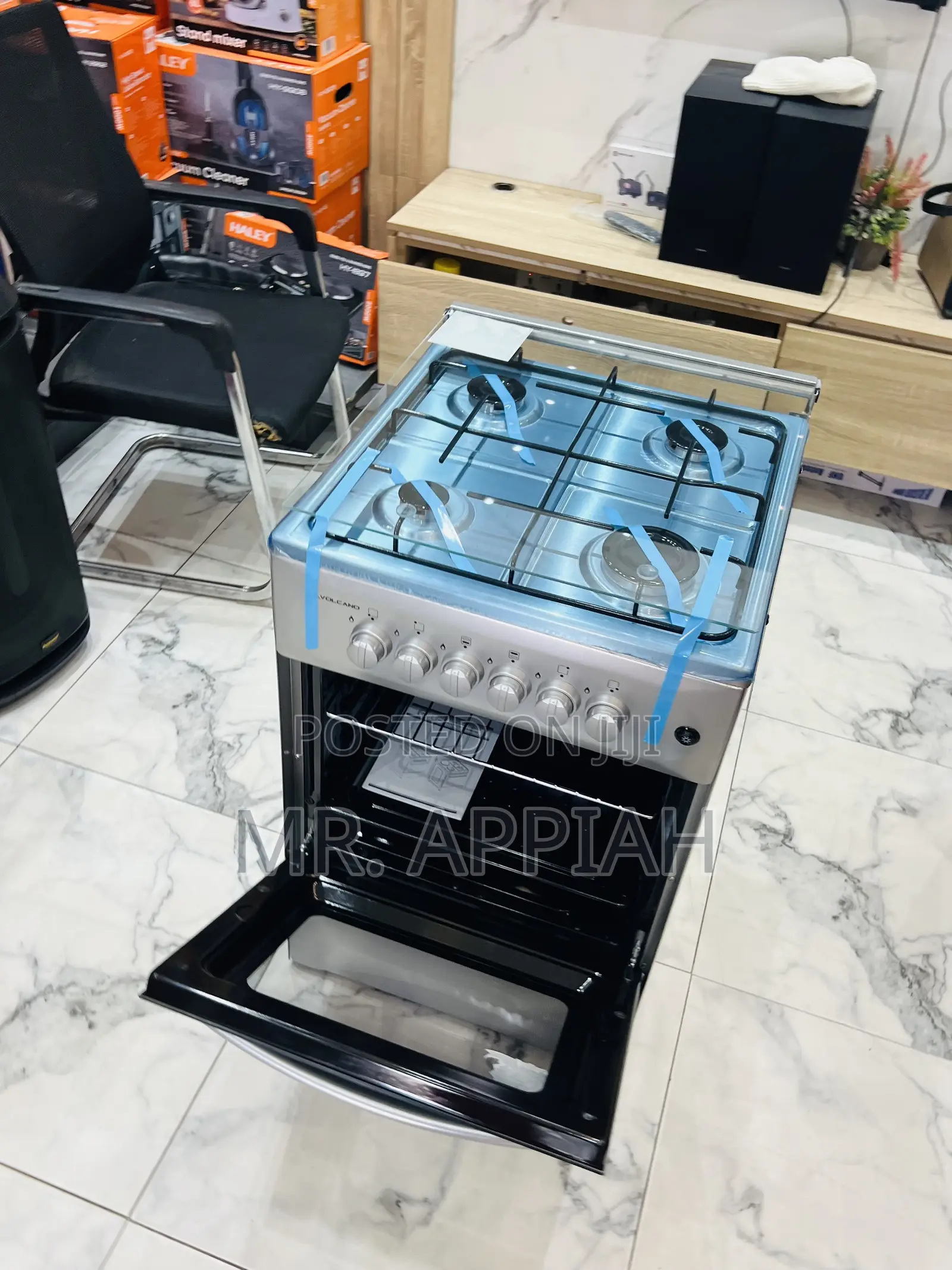Get Durable Volcano Glass Lid 4 Gas Cooker(Gray)Oven & Grill..