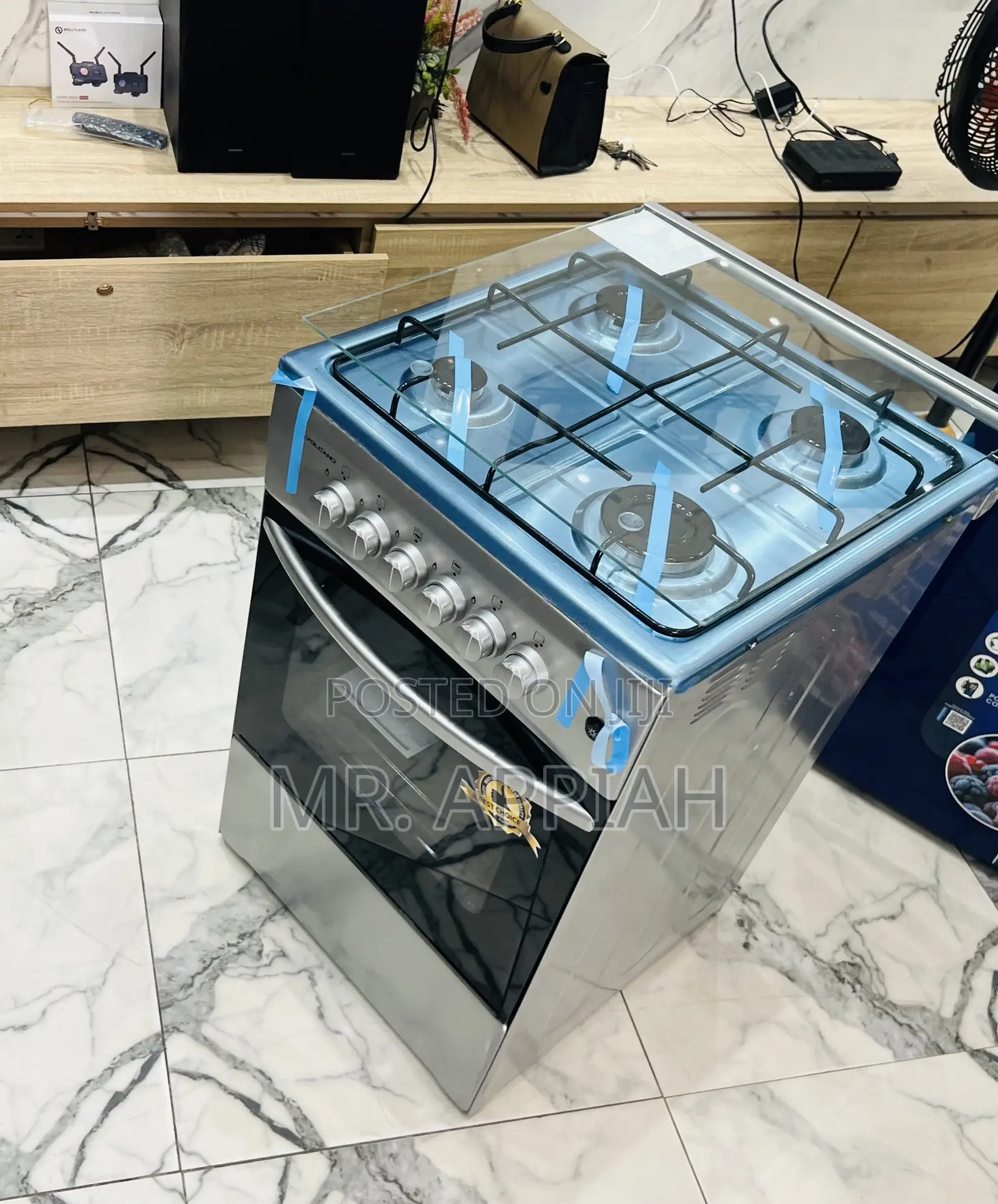 Original Volcano Glass Lid 4 Gas Cooker(Oven & Grill)..