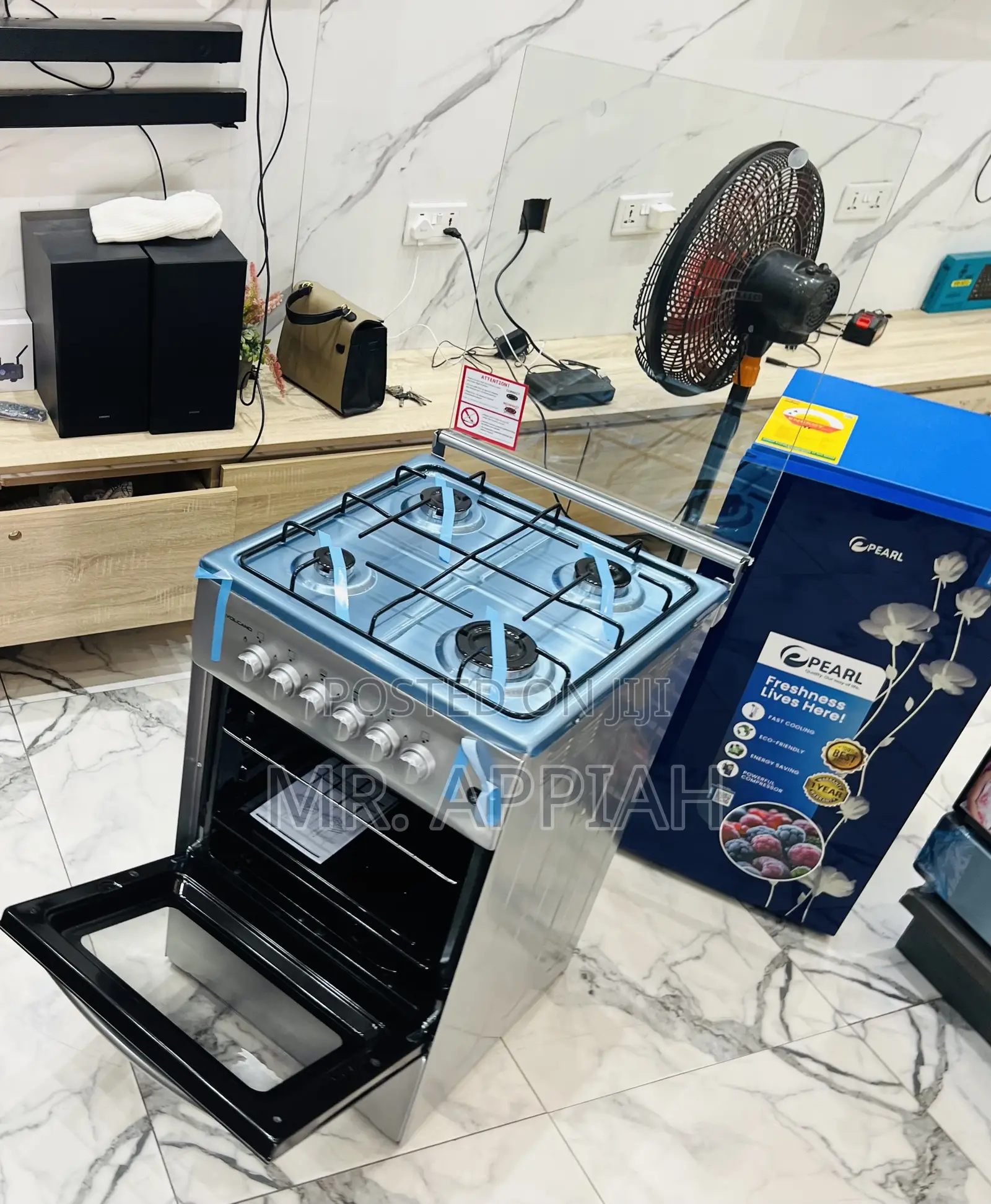 Sleek Volcano Glass Lid Oven & Grill 4 Gas Cooker..