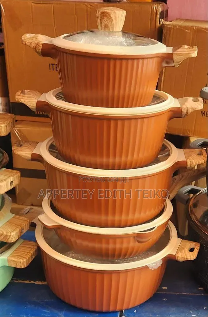 Uakeen Germany Die-Cast Non-Stick Cookware Set
