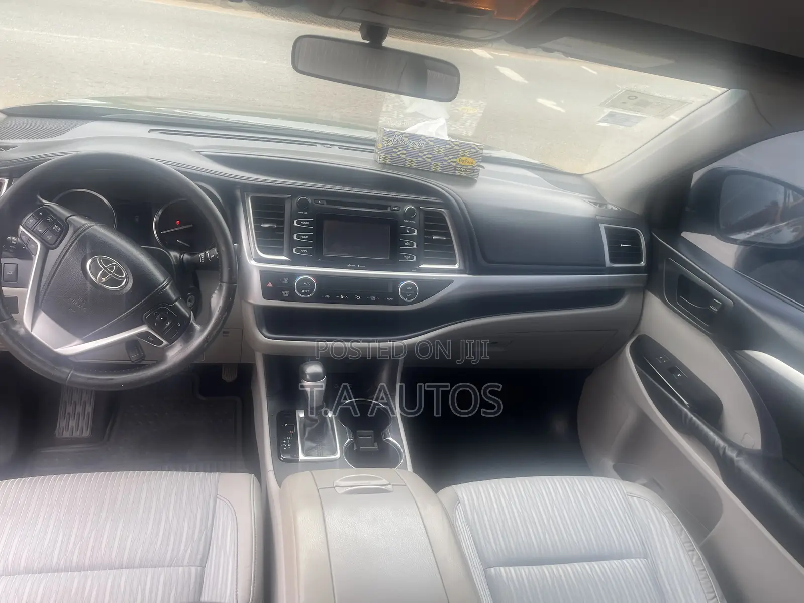 Toyota Highlander XLE 4dr SUV (3.5L 6cyl 6A) 2015 Silver