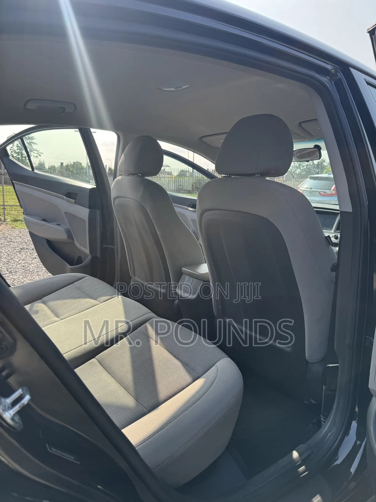 Hyundai Elantra 2018 Black