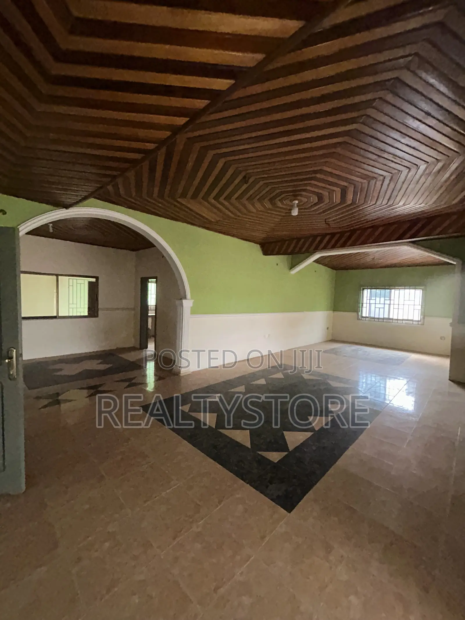 5bdrm House in Ashongman, Accra Metropolitan for rent