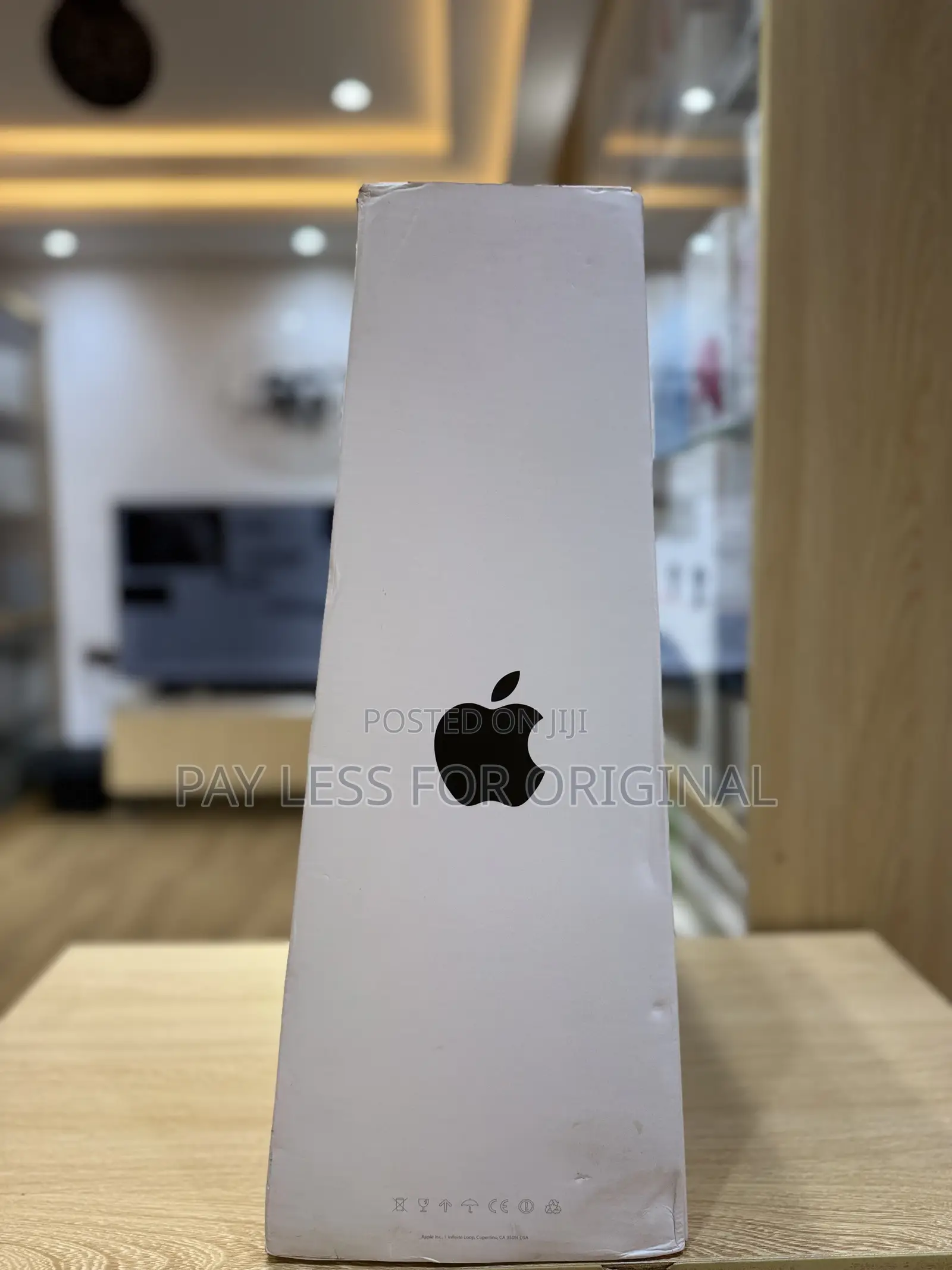 Desktop Computer Apple 8GB Intel Core i5 SSD 256GB