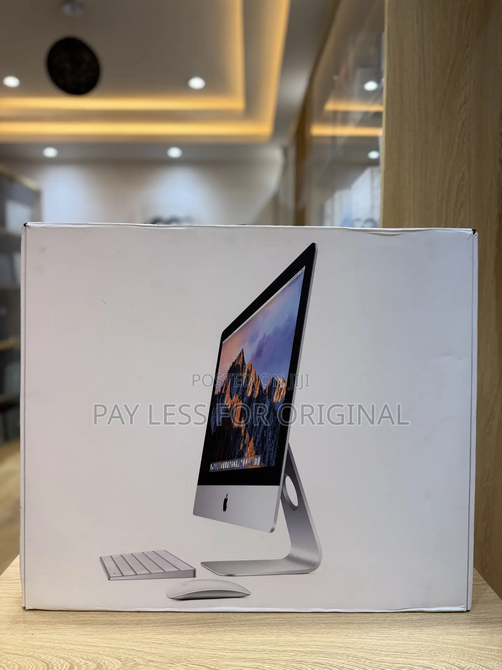 Desktop Computer Apple 8GB Intel Core i5 SSD 256GB